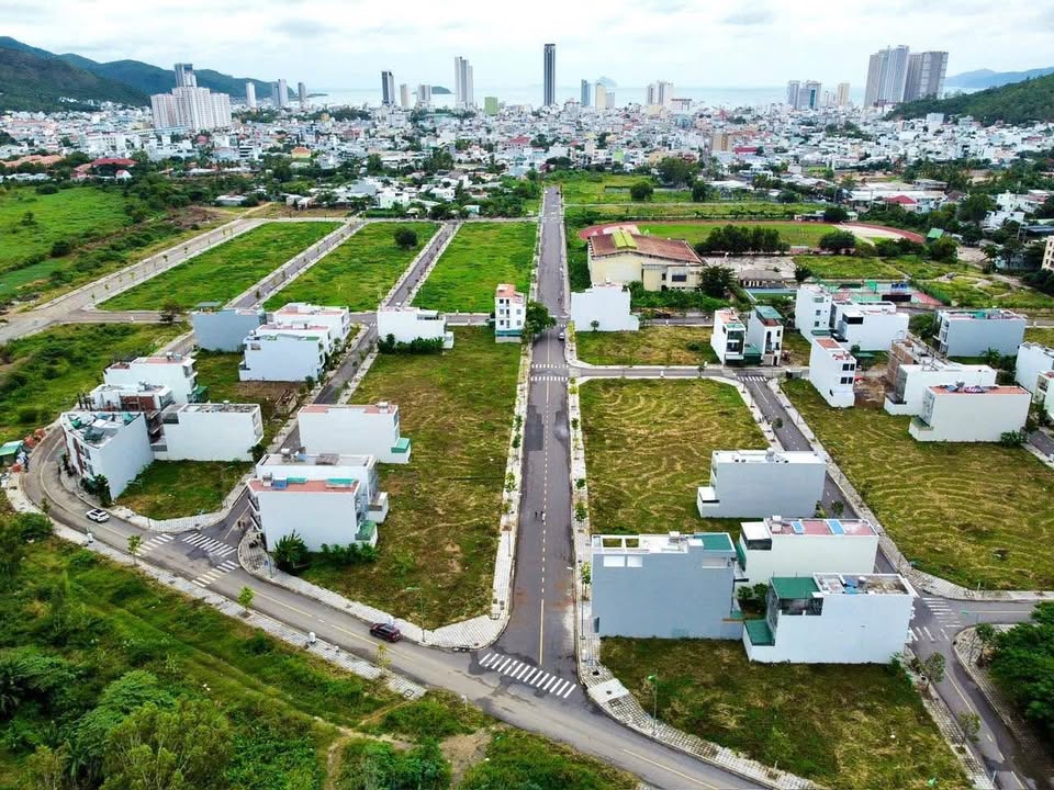 Bán lô đất LK6 Khu đô thị Nam Vĩnh Hải, Nha Trang