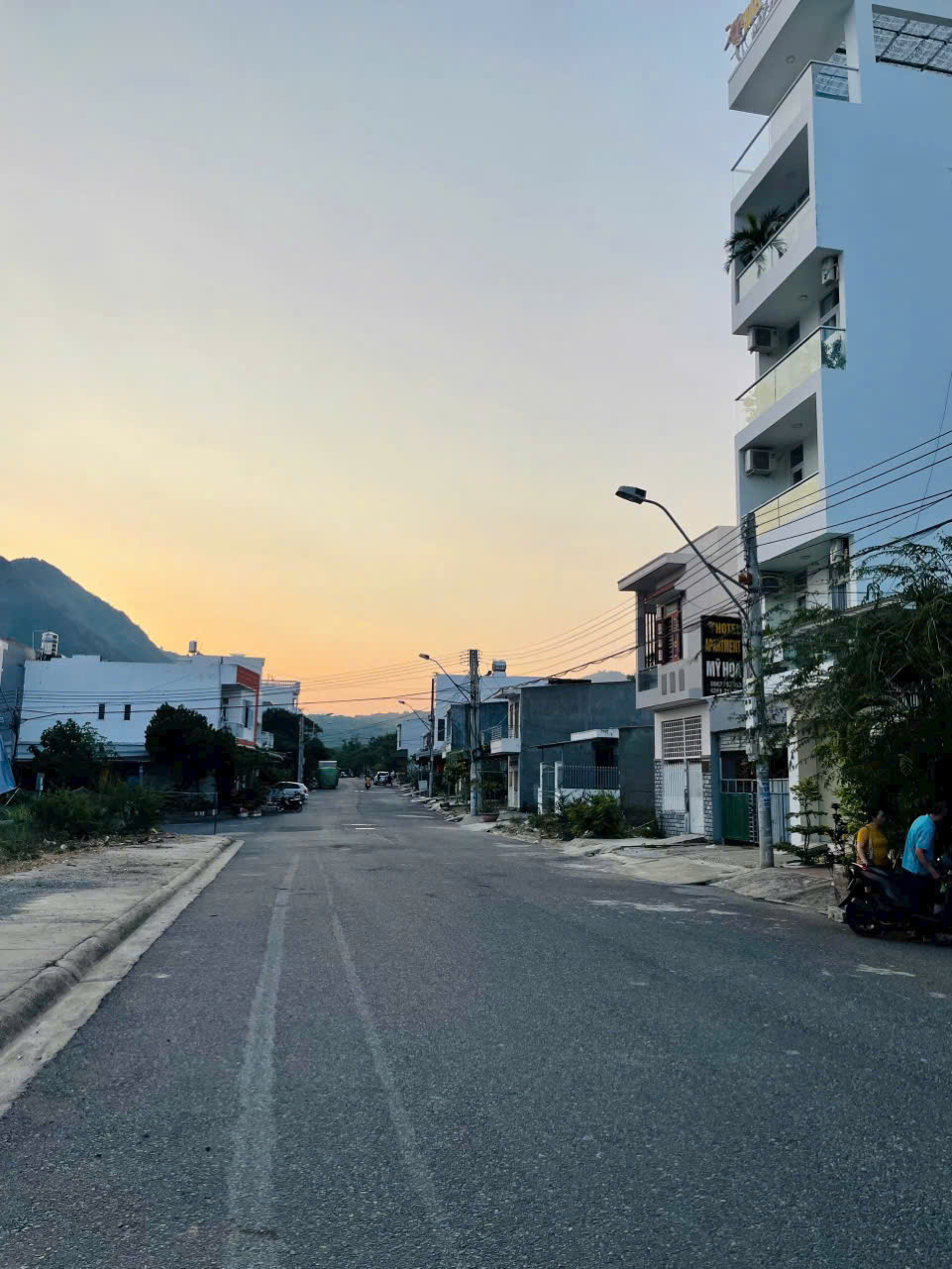 Bán Lô Đất Cặp Triệu Quang Phục Vĩnh Hòa Nha Trang – View Biển, Giá Chỉ 9 Tỷ