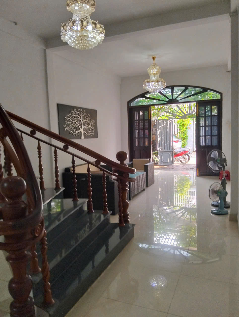 Beautiful house for rent in the north of Nha Trang- Hòn Chồng