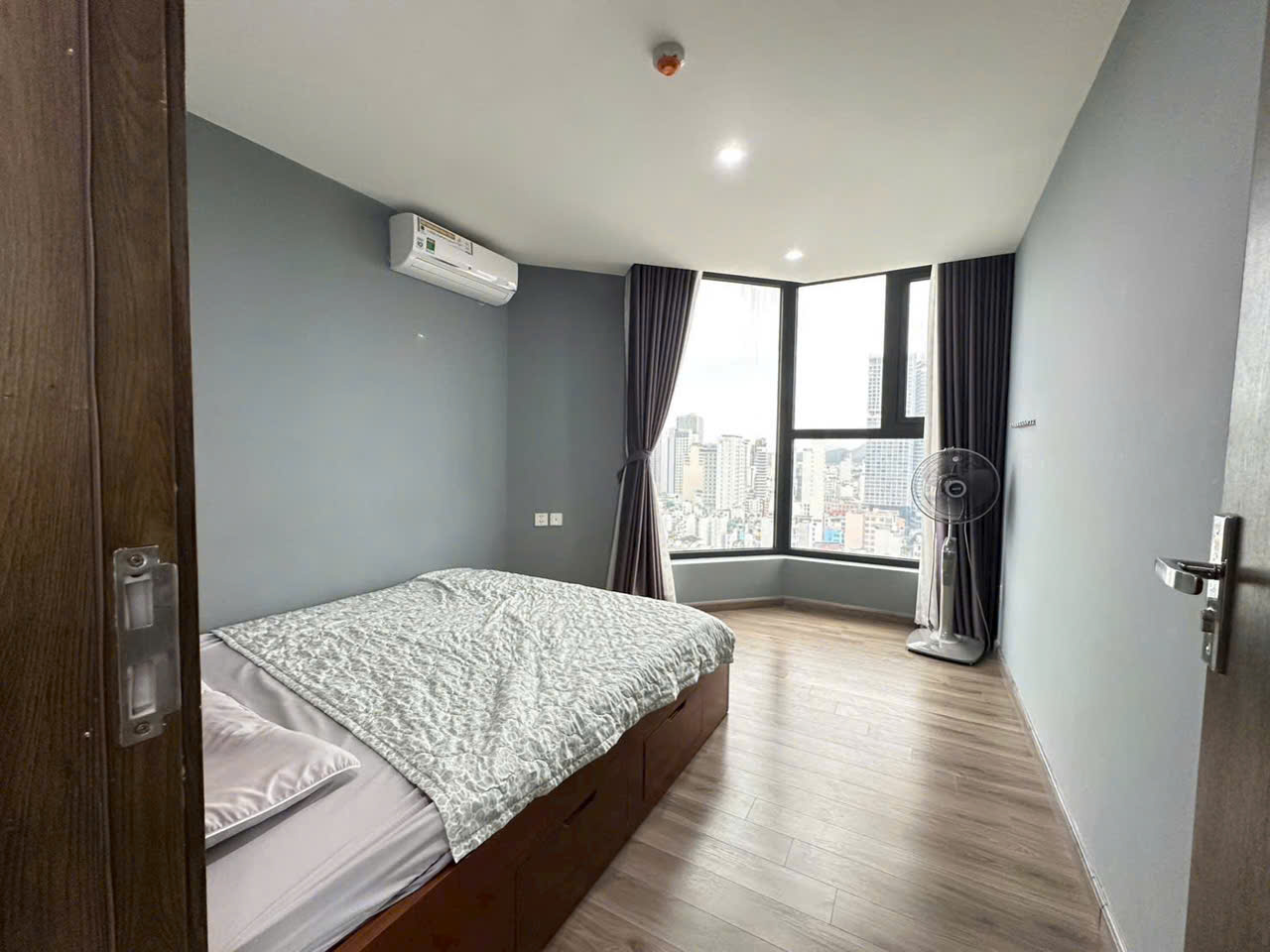 HUD Building Apartment for rent | 3 Bedrooms | 2 WC | 88m2