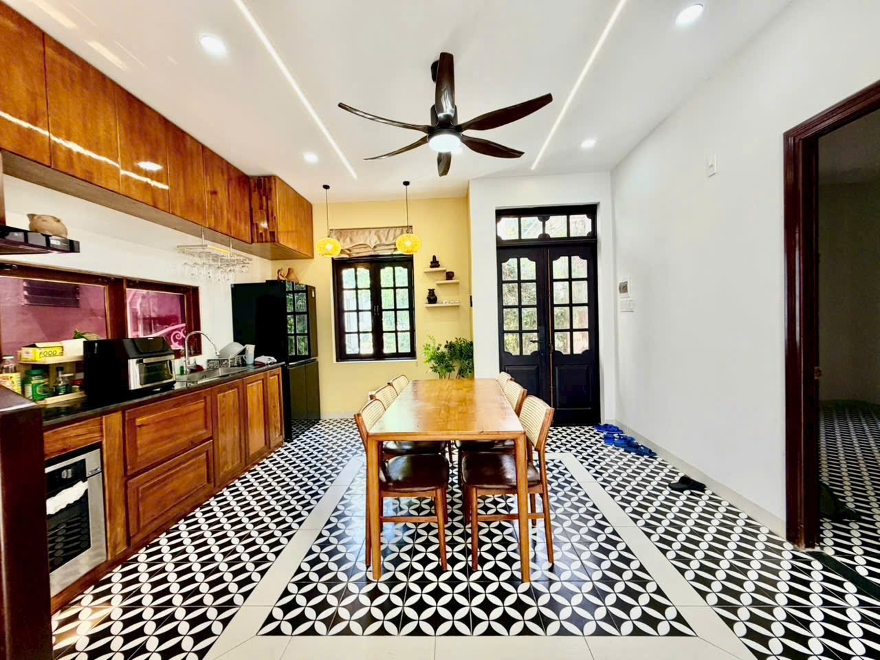 Beautiful house with spacious garden for rent | North Nha Trang