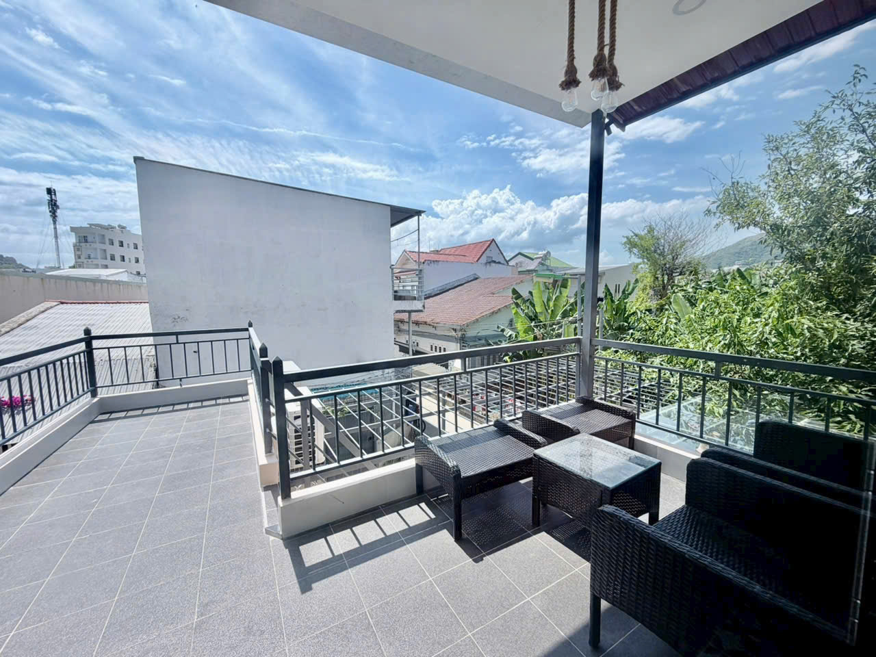 Beautiful house with spacious garden for rent | North Nha Trang