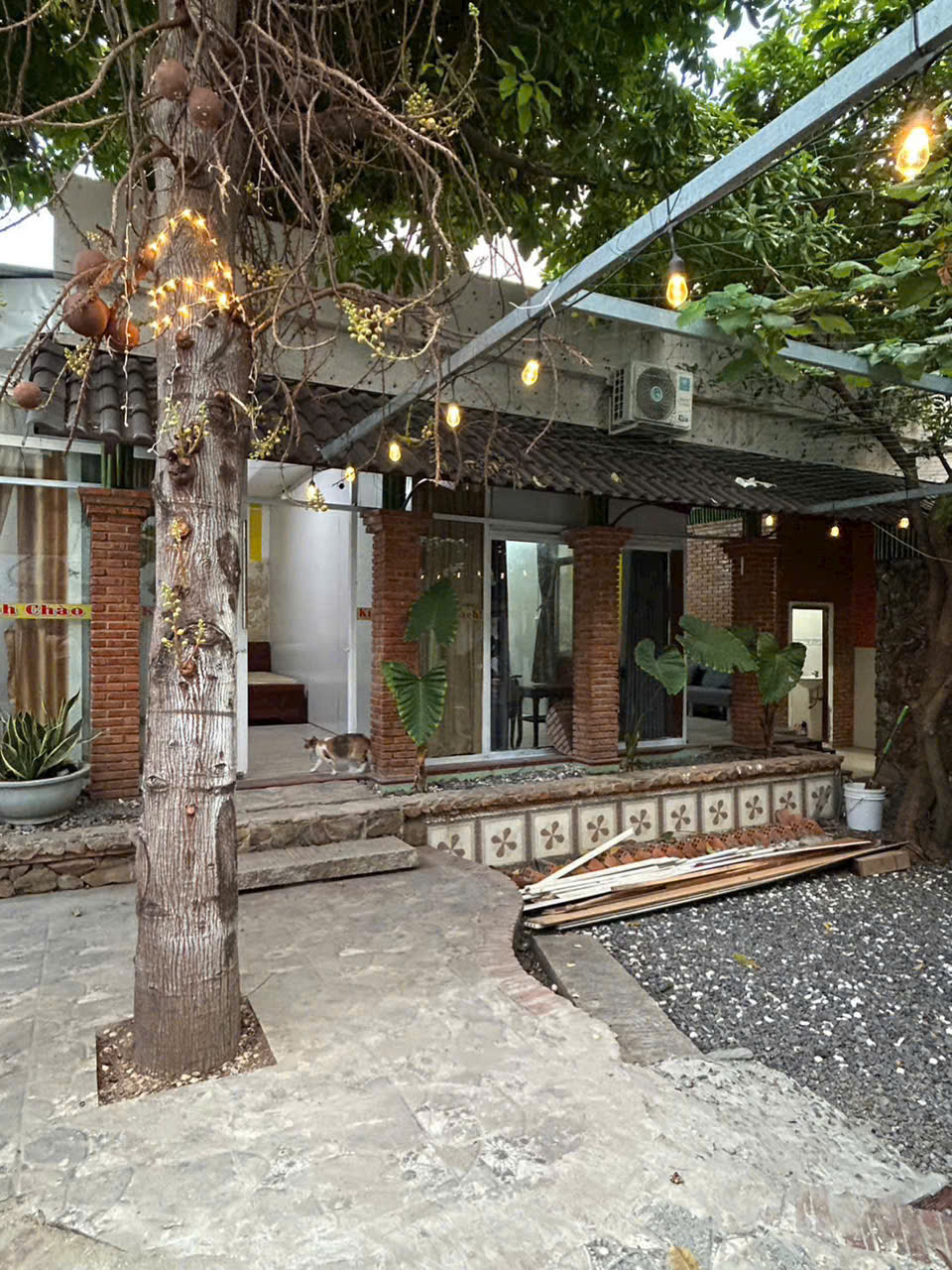Garden house for rent- Near Hon Chong Beach