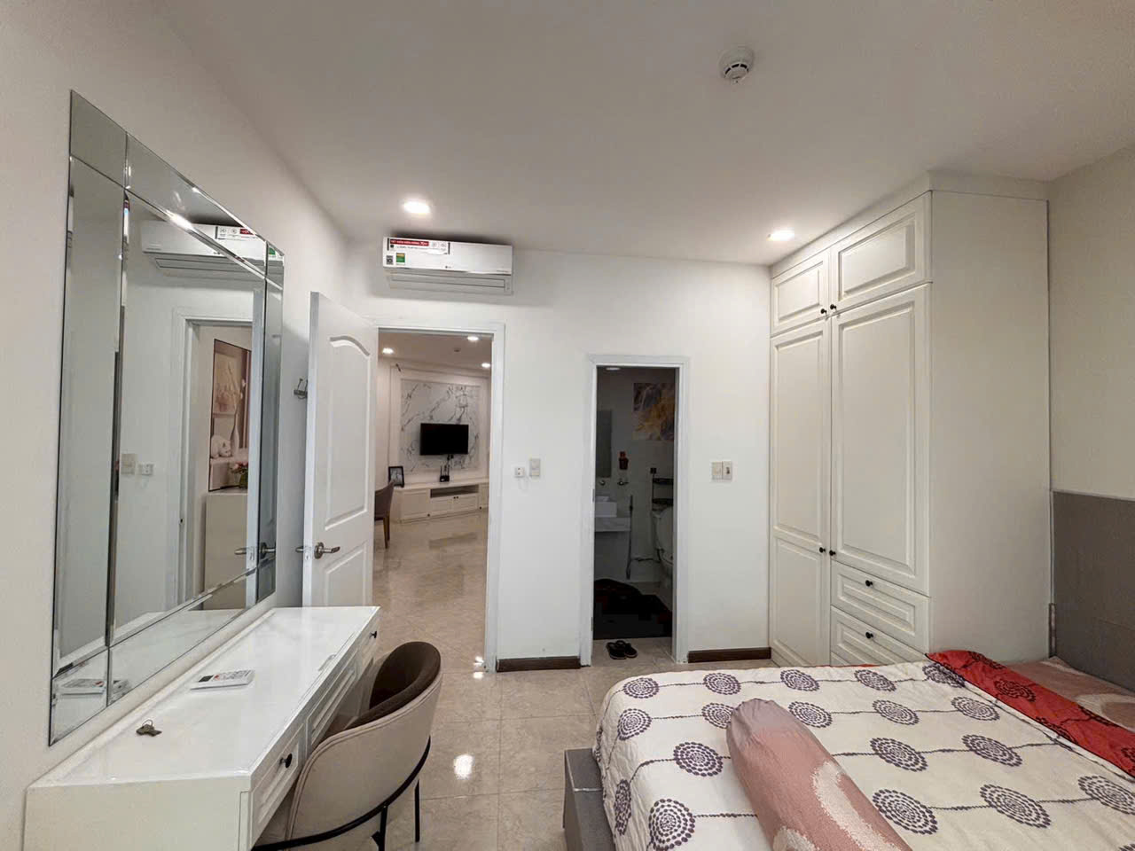 MUONG THANH OCEANUS 04 APARTMENT FOR RENT | TWO BEDROOMS