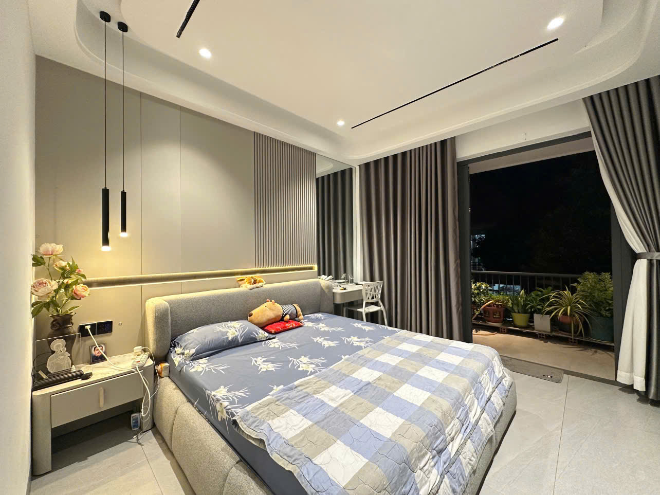 LUXURY HOUSE FOR RENT IN THE VCN PHUOC HAI AREA, SOUTH NHA TRANG