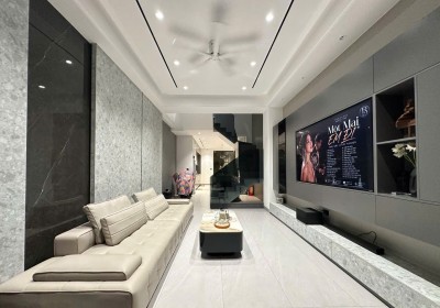 LUXURY HOUSE FOR RENT IN THE VCN PHUOC HAI AREA, SOUTH NHA TRANG