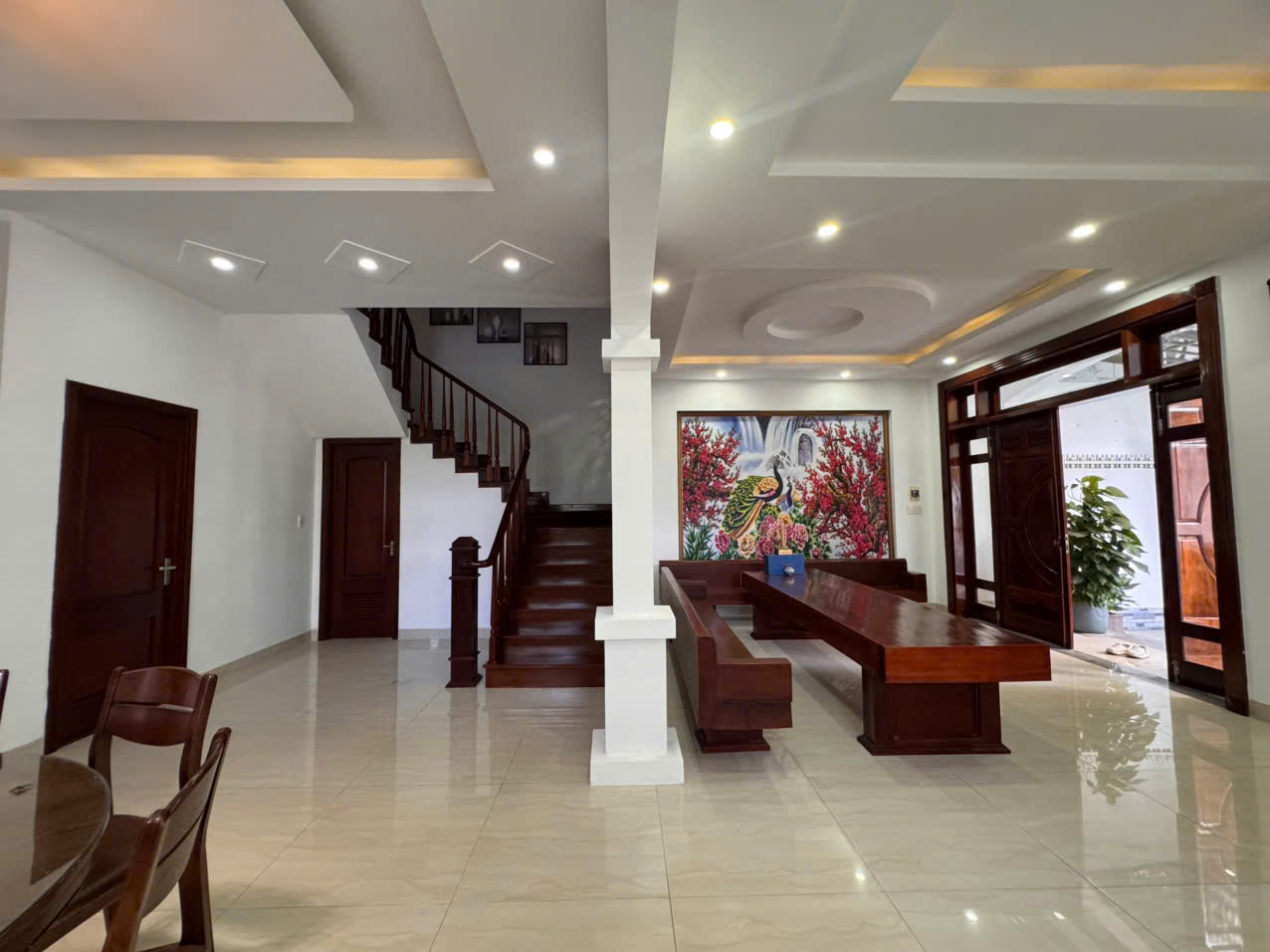 CORNER VILLA FOR RENT – AN BINH TAN URBAN AREA, SOUTH NHA TRANG