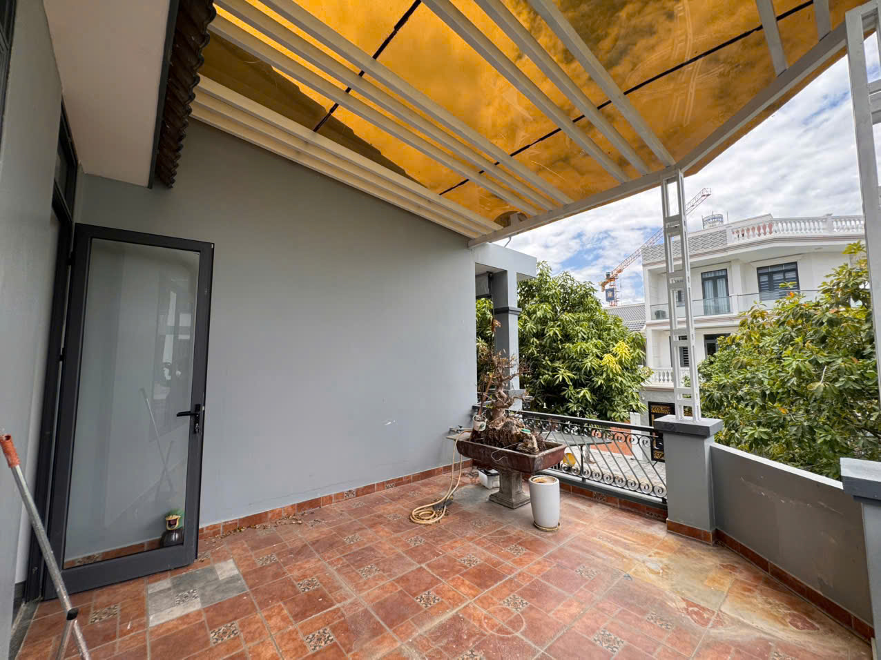 CORNER VILLA FOR RENT – AN BINH TAN URBAN AREA, SOUTH NHA TRANG