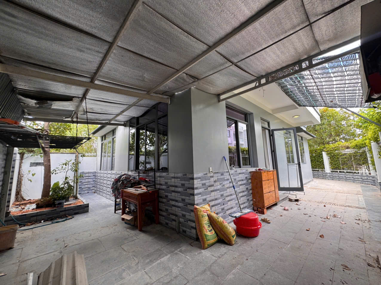 CORNER VILLA FOR RENT – AN BINH TAN URBAN AREA, SOUTH NHA TRANG