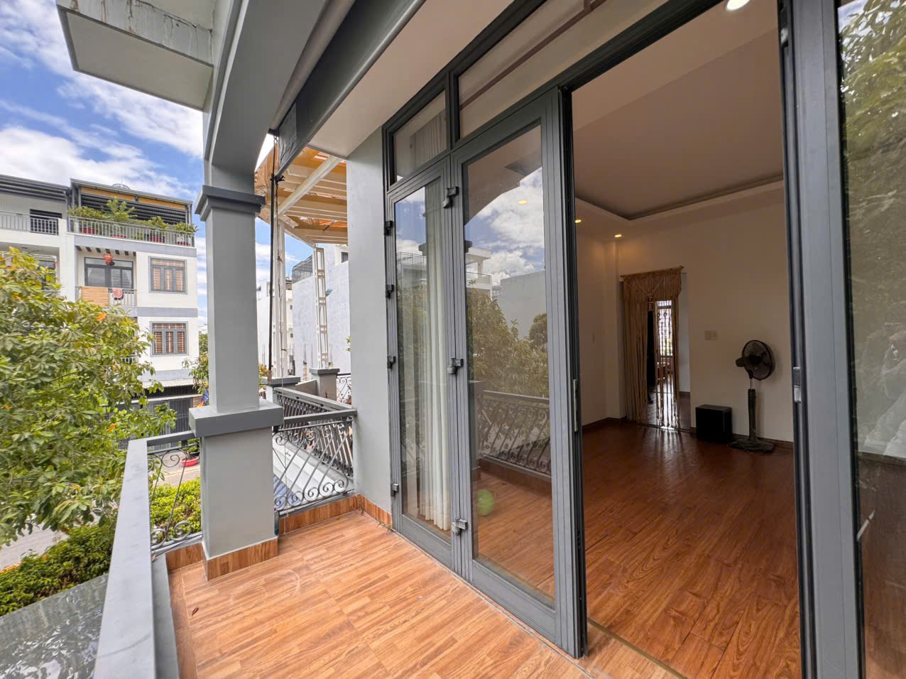 CORNER VILLA FOR RENT – AN BINH TAN URBAN AREA, SOUTH NHA TRANG