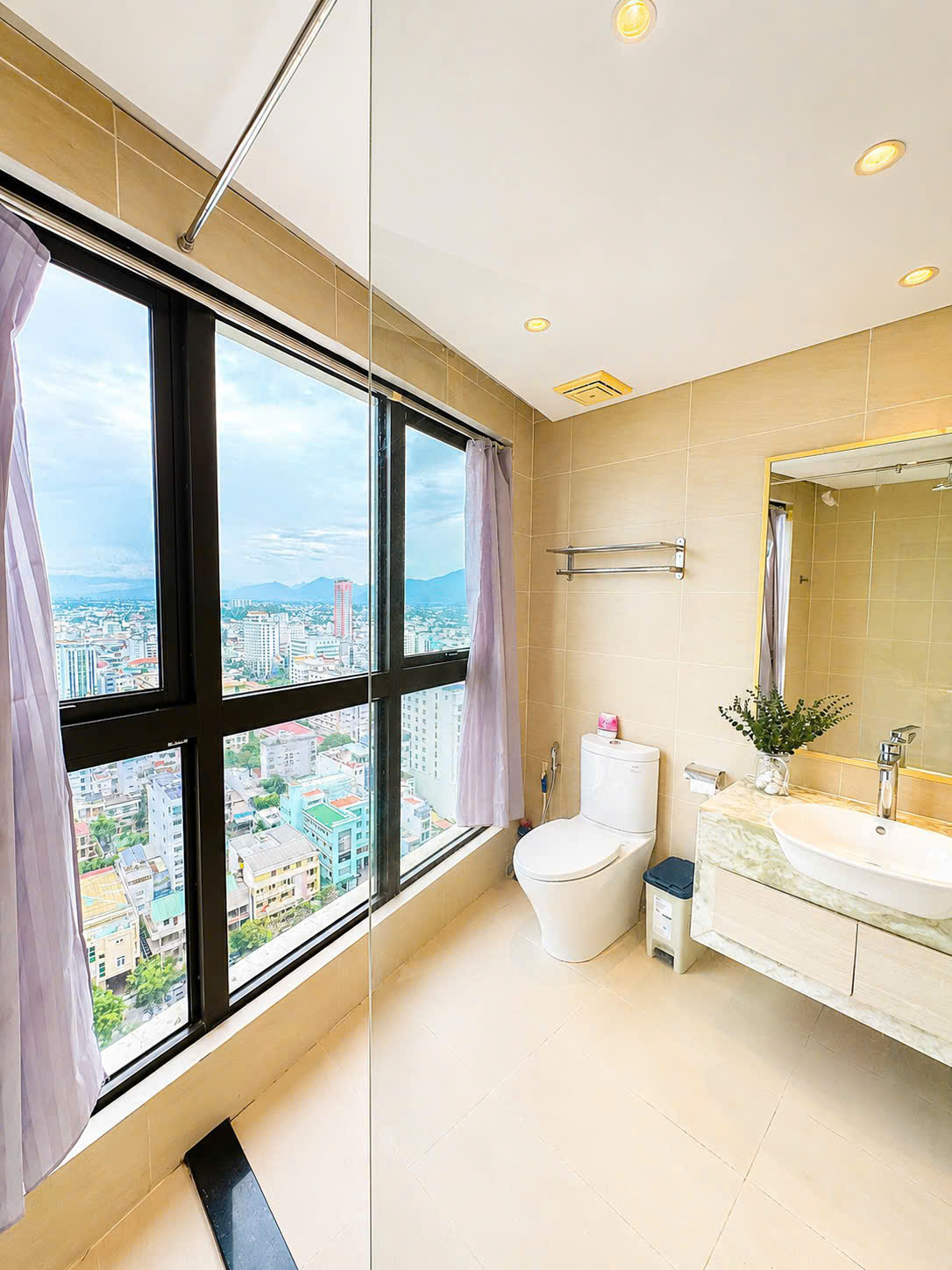APARTMENT TWO BEDROOMS FOR RENT IN GOLD COAST | NHA TRANG CENTER