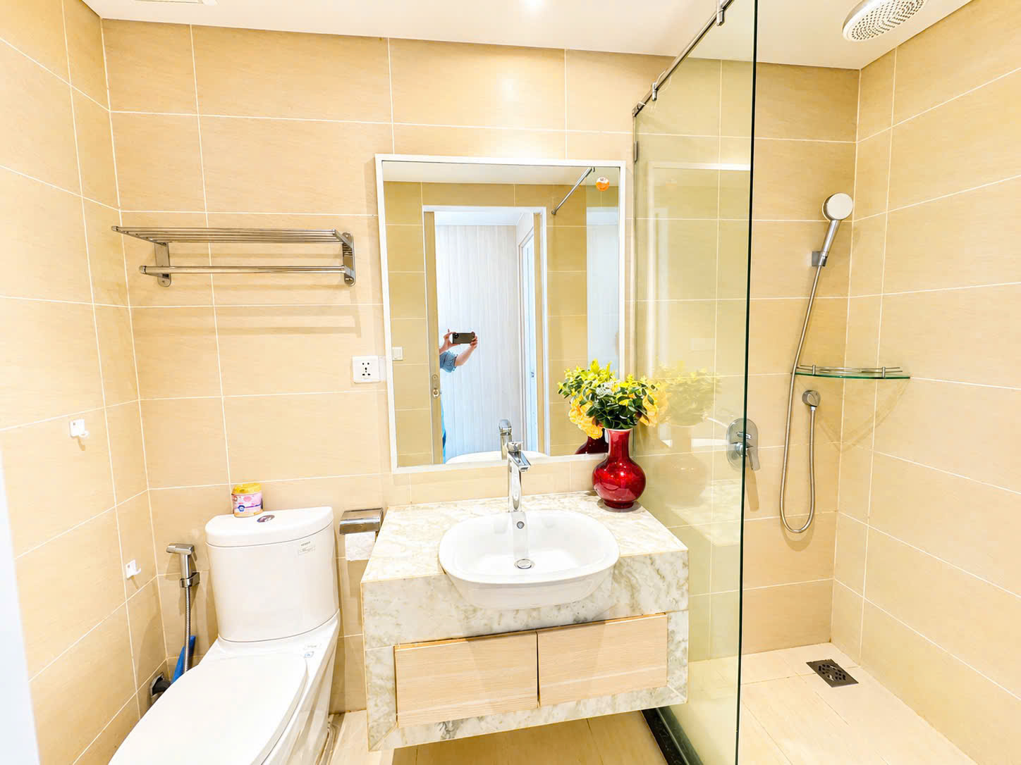 APARTMENT TWO BEDROOMS FOR RENT IN GOLD COAST | NHA TRANG CENTER