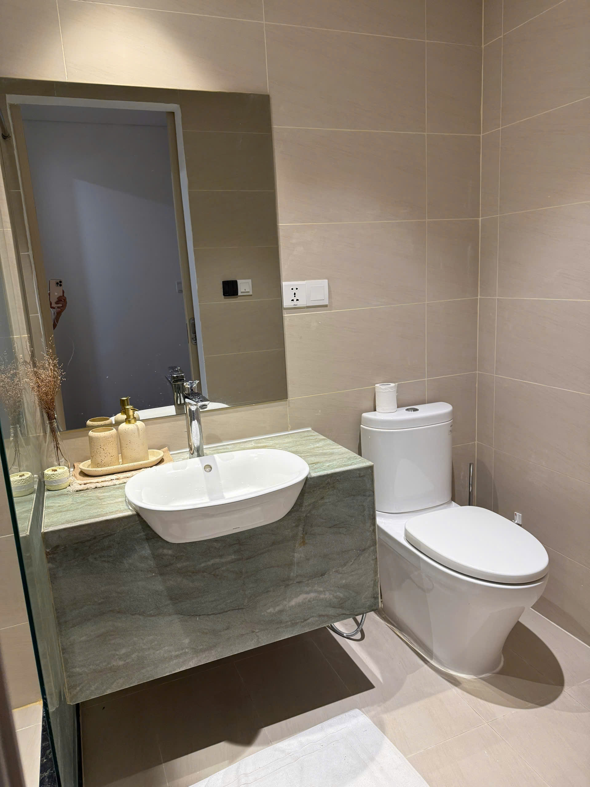 TWO BEDROOMS APARTMENT FOR RENT AT GOLD COAST NHA TRANG