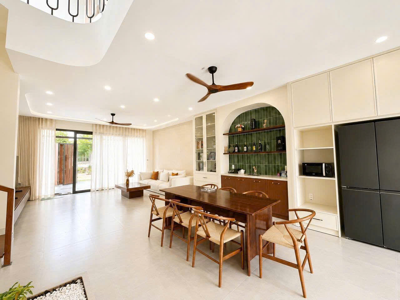 BEAUTIFUL HOUSE 6 BEDROOMS FOR RENT IN MY GIA URBAN SOUTH NHA TRANG