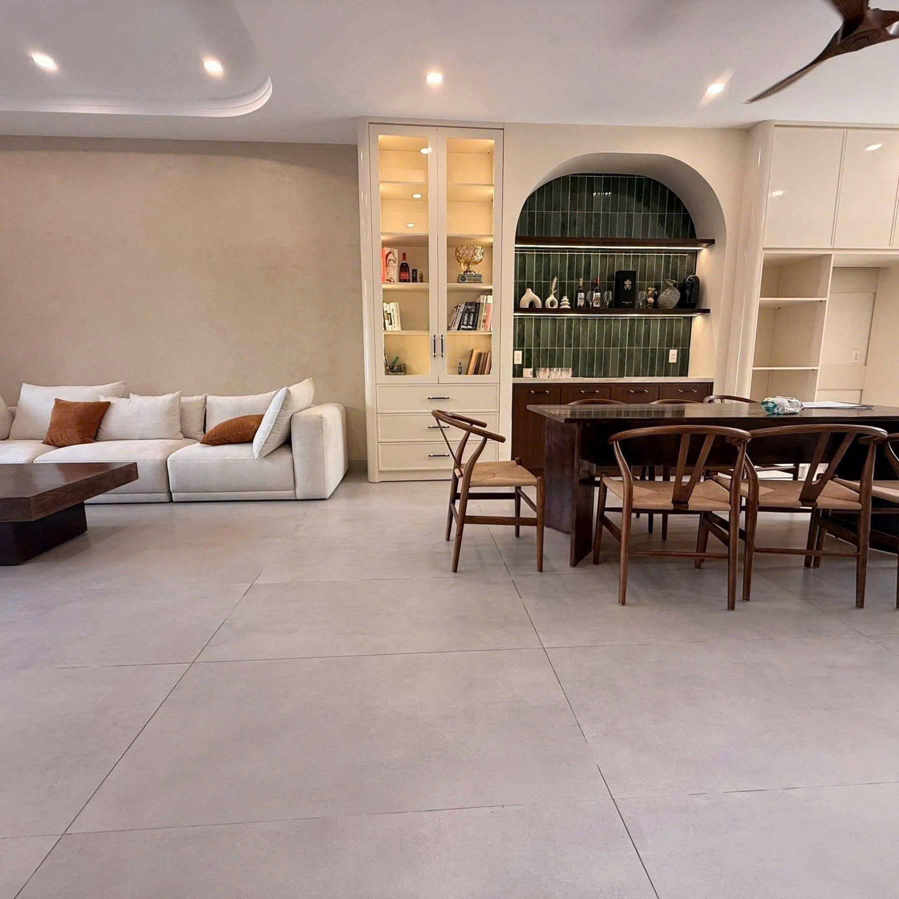 BEAUTIFUL HOUSE 6 BEDROOMS FOR RENT IN MY GIA URBAN SOUTH NHA TRANG