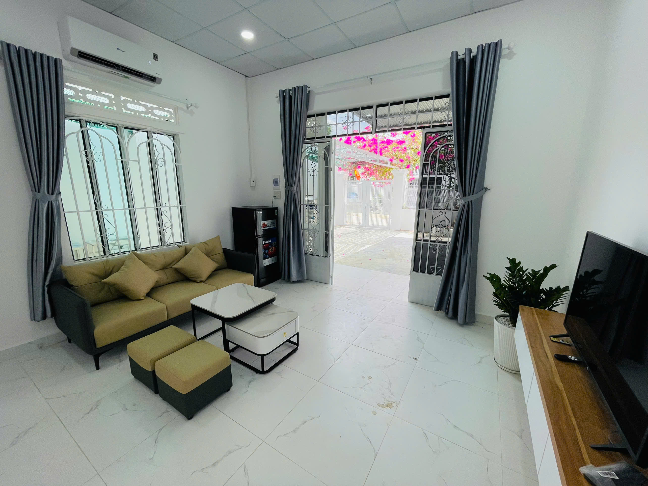 BEAUTIFUL HOUSE FOR RENT IN NORTH NHA TRANG