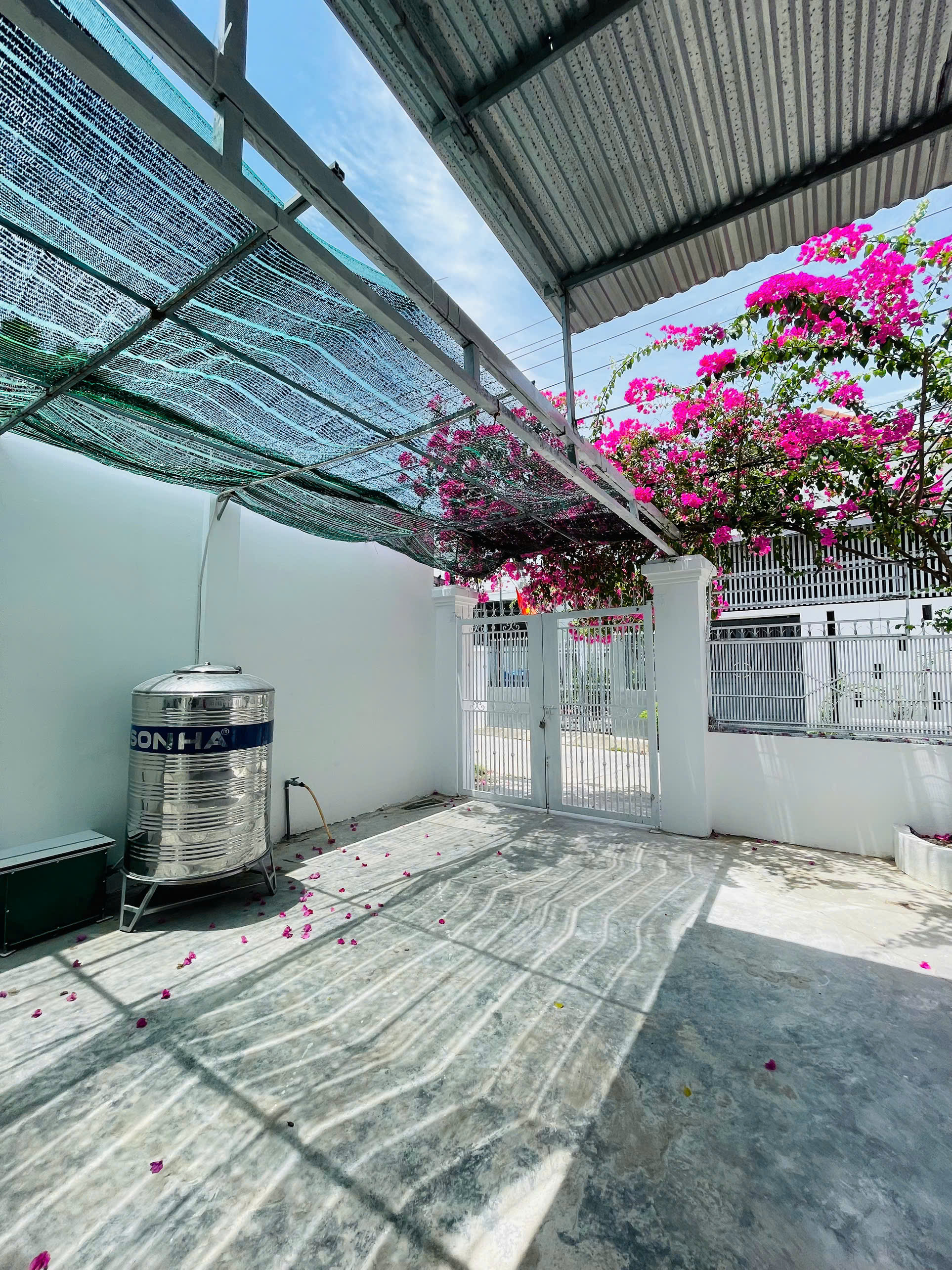 BEAUTIFUL HOUSE FOR RENT IN NORTH NHA TRANG