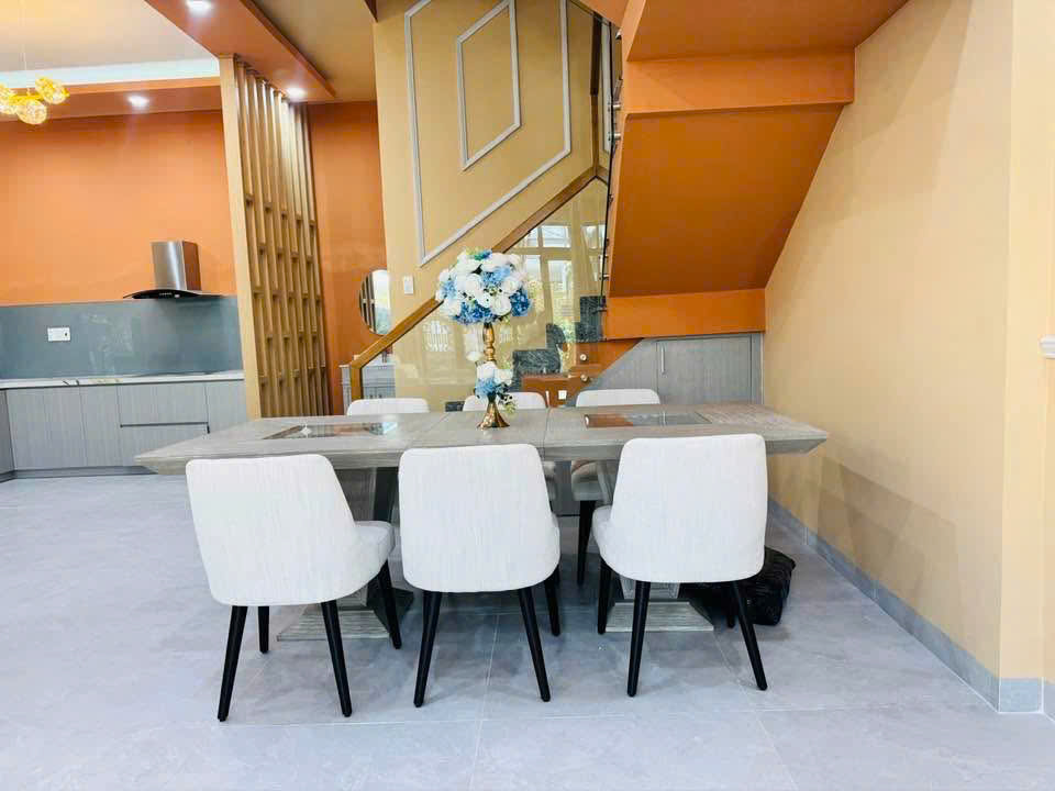 HOUSE FOR RENT IN NORTH NHA TRANG | NEAR HON CHONG BEACH