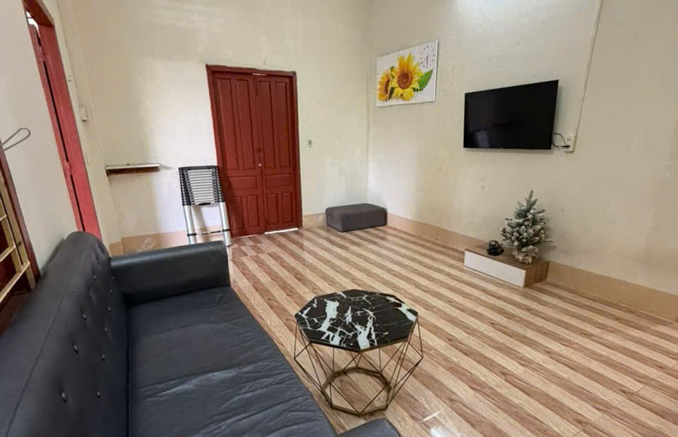 HOUSE WITH SMALL GARDEN FOR RENT IN HON XEN NORTH NHA TRANG