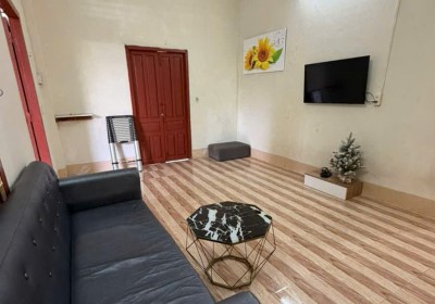 HOUSE WITH SMALL GARDEN FOR RENT IN HON XEN NORTH NHA TRANG