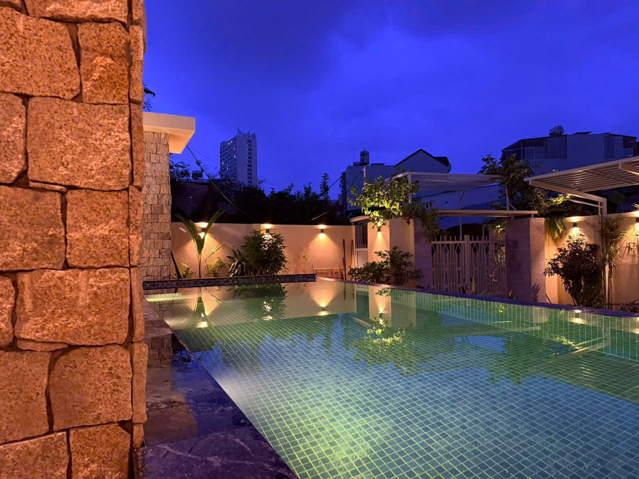 VILLA WITH POOL AND GARDEN FOR RENT IN NORTH NHA TRANG | CLOSE TO THE BEACH