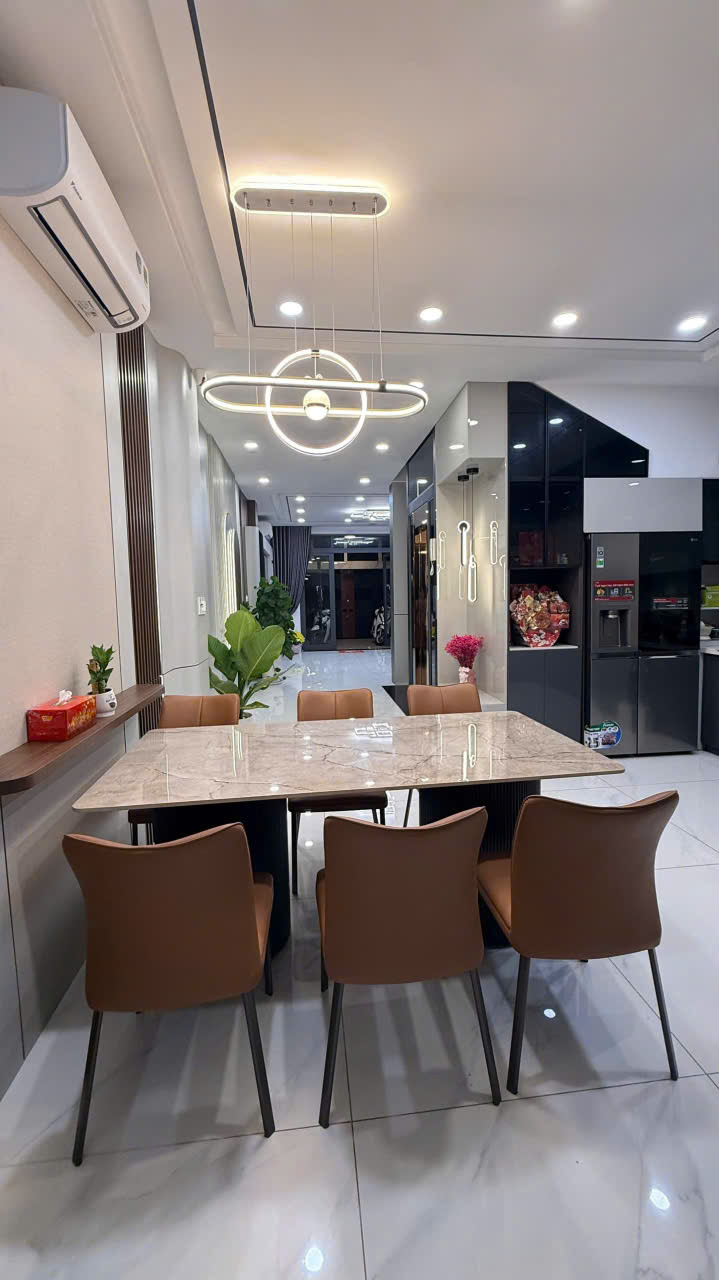 MODERN 4-STORY HOUSE FOR RENT MY GIA PACK 5 NHA TRANG | FACING THE PARK AND EQUIPPED WITH ELEVATOR