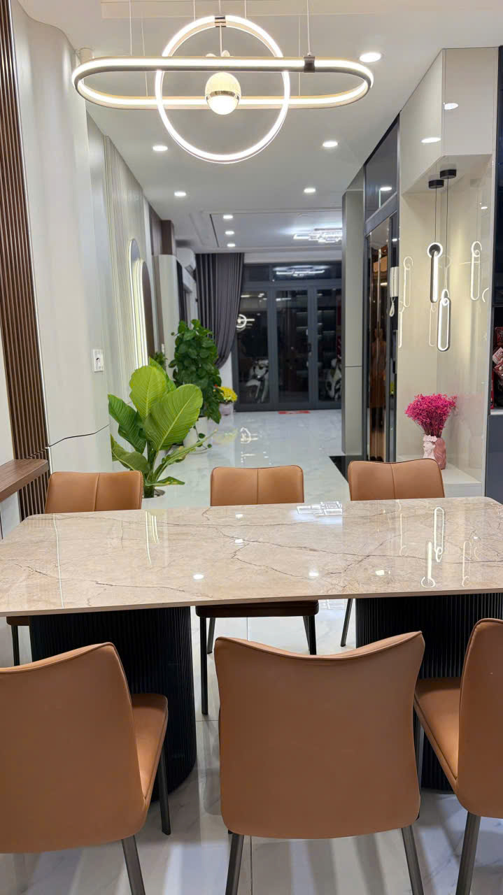 MODERN 4-STORY HOUSE FOR RENT MY GIA PACK 5 NHA TRANG | FACING THE PARK AND EQUIPPED WITH ELEVATOR