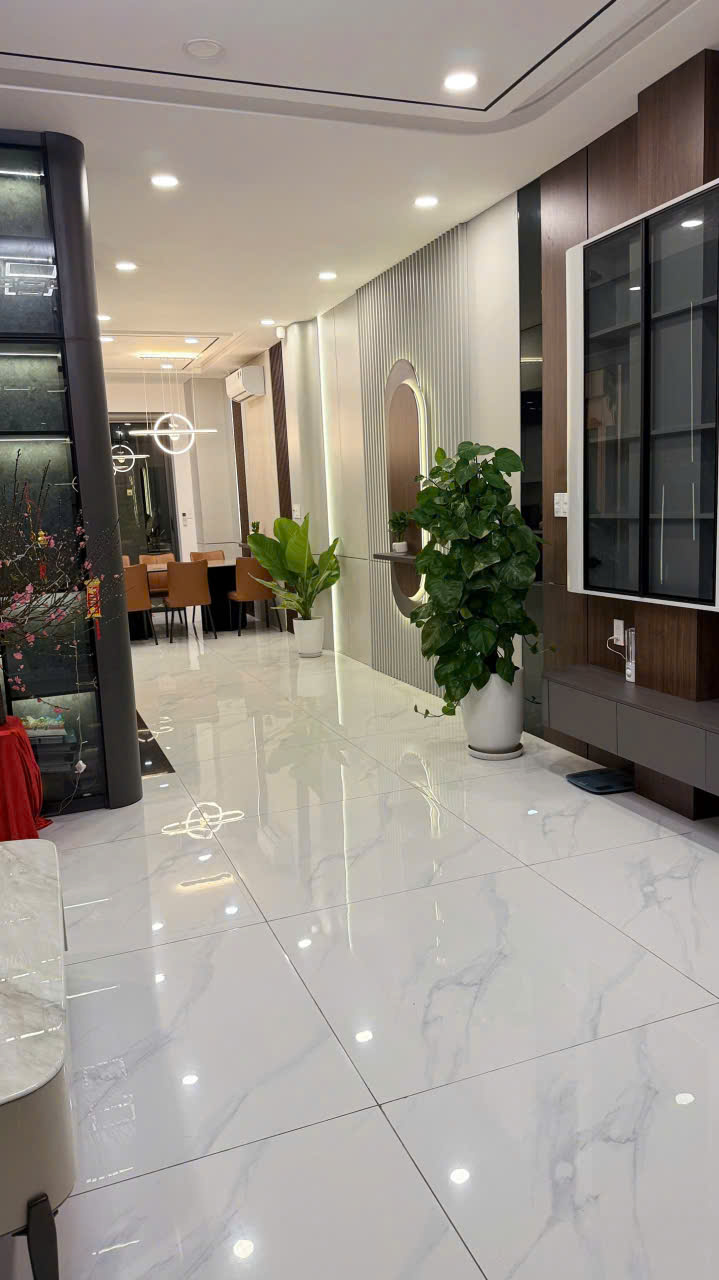 MODERN 4-STORY HOUSE FOR RENT MY GIA PACK 5 NHA TRANG | FACING THE PARK AND EQUIPPED WITH ELEVATOR