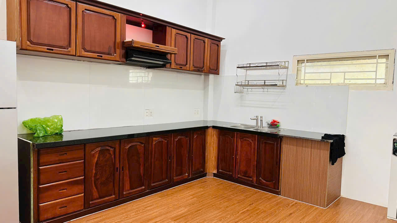 HOUSE FOR RENT WITH 2-STORY NEAR LOTTE MART NHA TRANG