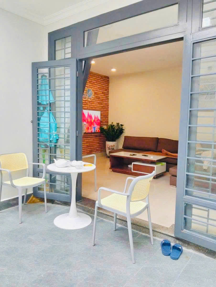 HOUSE WITH 3-STORY SPACIOUS FOR RENT NEAR THE BEACH IN VINH HAI NORTH NHA TRANG