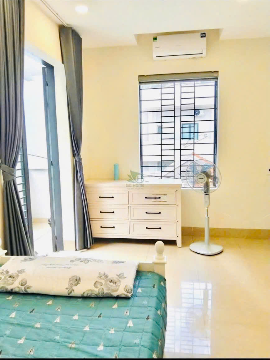 HOUSE WITH 3-STORY SPACIOUS FOR RENT NEAR THE BEACH IN VINH HAI NORTH NHA TRANG