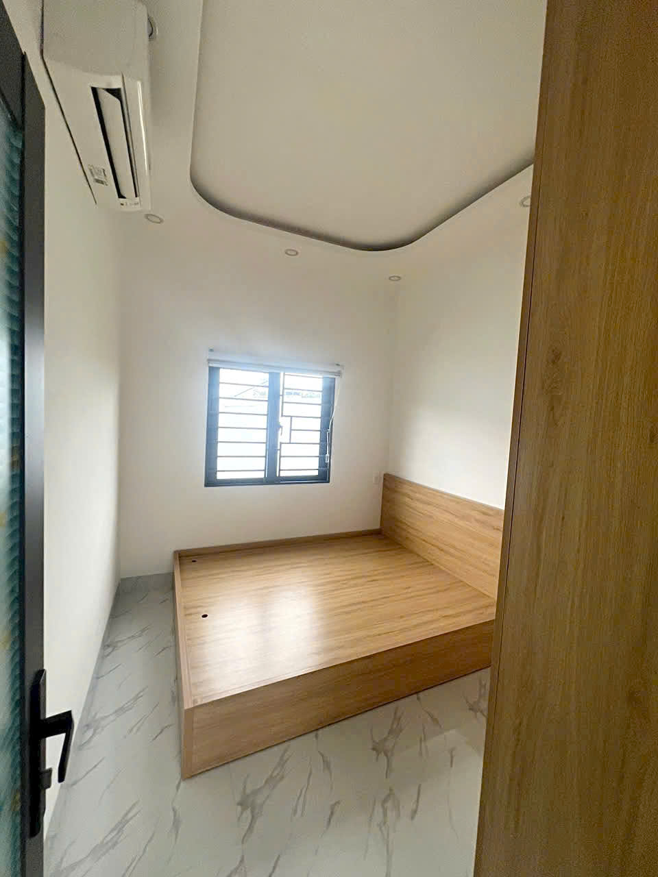 BEAUTIFUL MINI VILLA WITH GARDEN FOR RENT NEAR NHA TRANG CITY CENTER