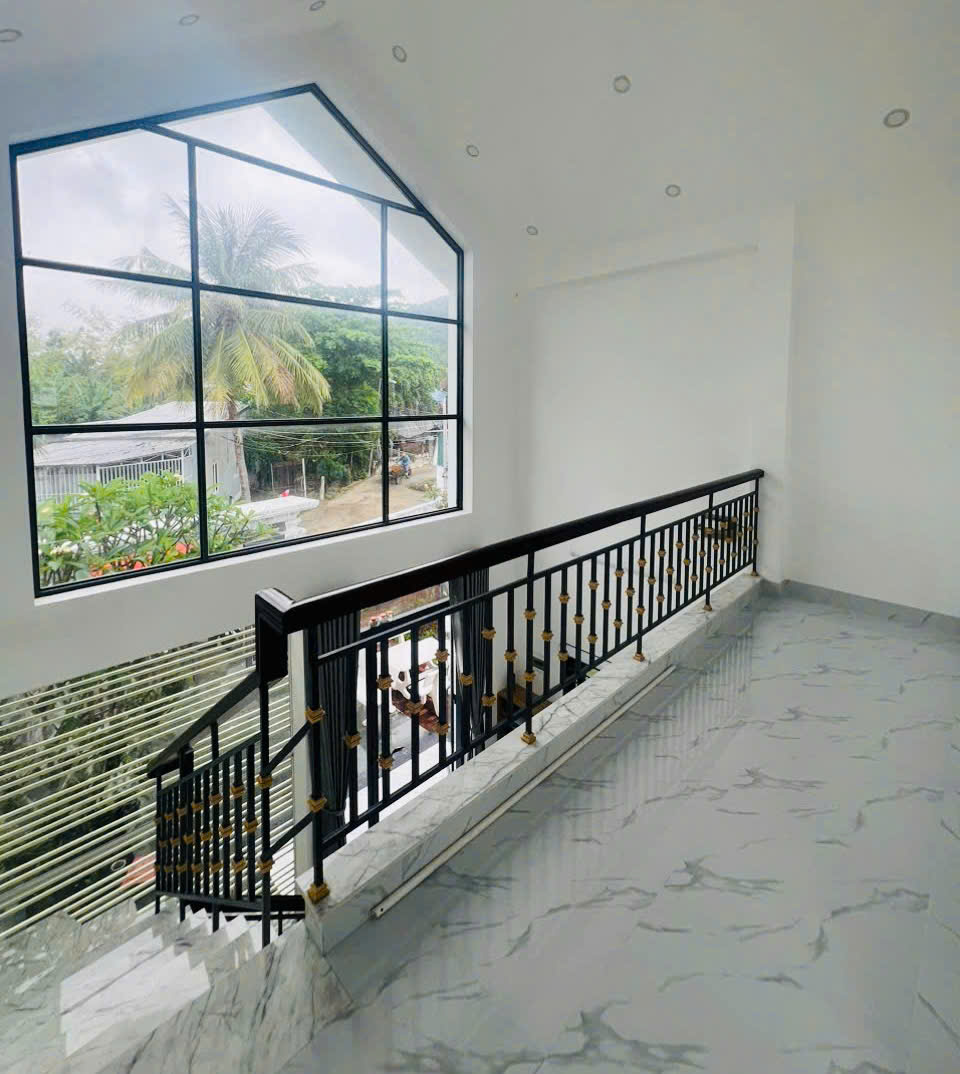 BEAUTIFUL MINI VILLA WITH GARDEN FOR RENT NEAR NHA TRANG CITY CENTER