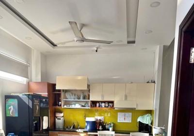 4-STORY FRONTAGE HOUSE FOR RENT ON DANG TAT STREET | NORTH NHA TRANG