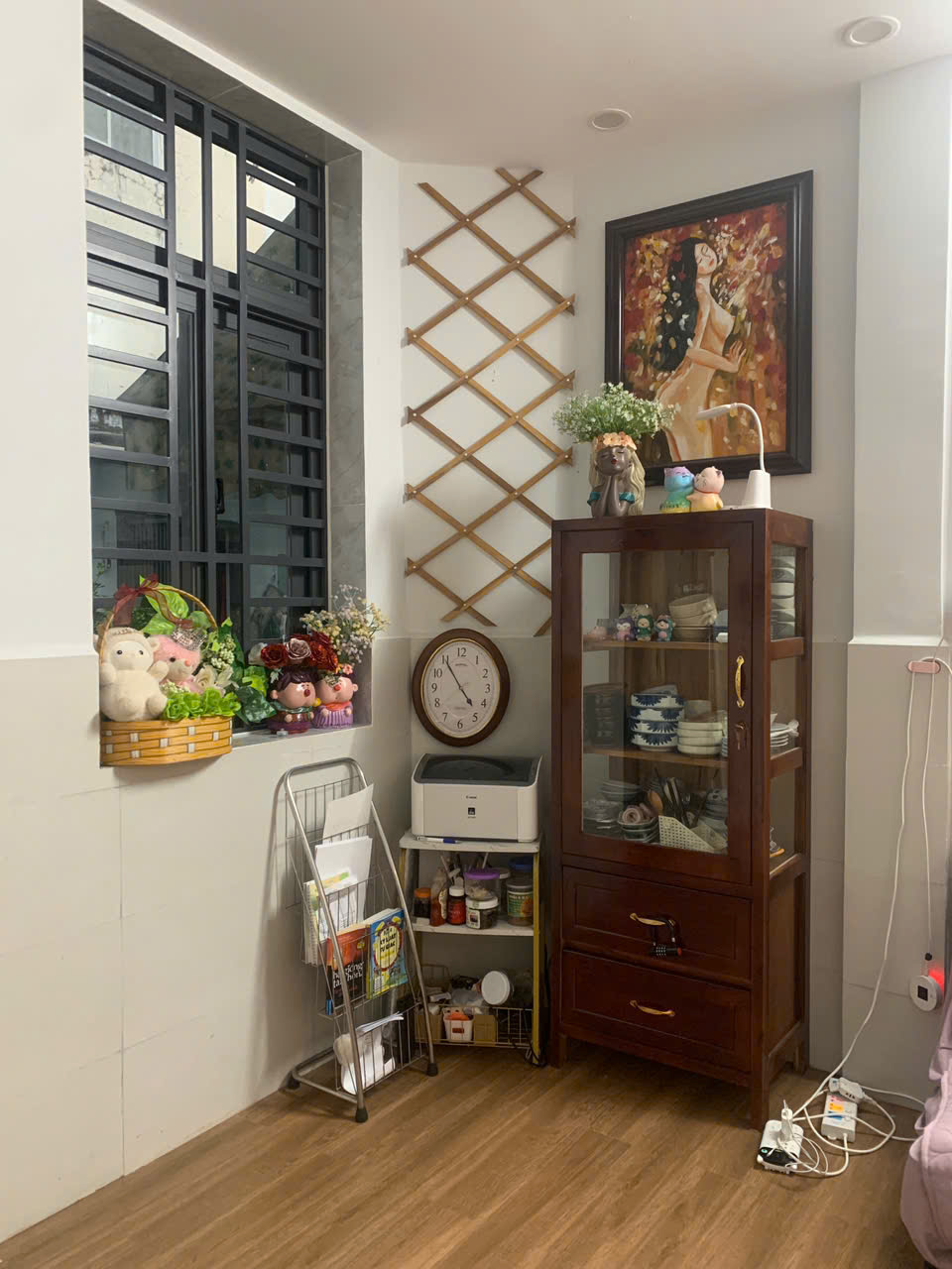 COZY HOUSE FOR RENT ON TRAN QUY CAP ALLEY CENTRAL NHA TRANG