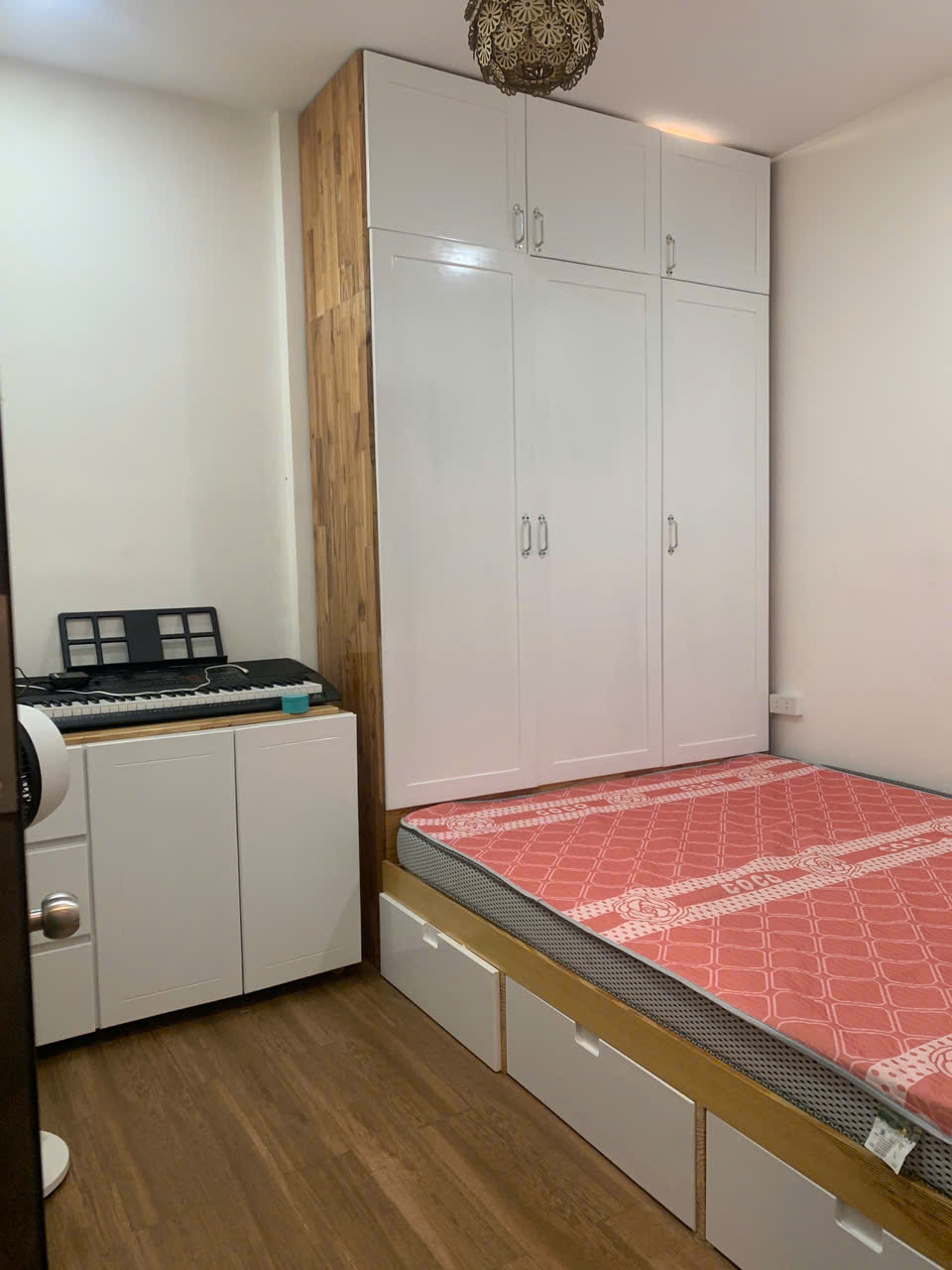 COZY HOUSE FOR RENT ON TRAN QUY CAP ALLEY CENTRAL NHA TRANG