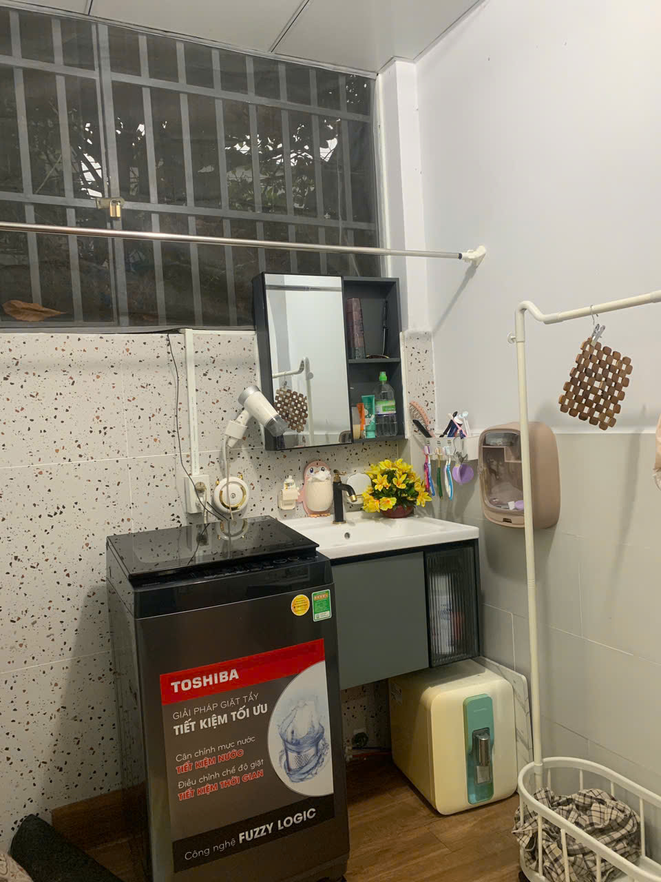 COZY HOUSE FOR RENT ON TRAN QUY CAP ALLEY CENTRAL NHA TRANG