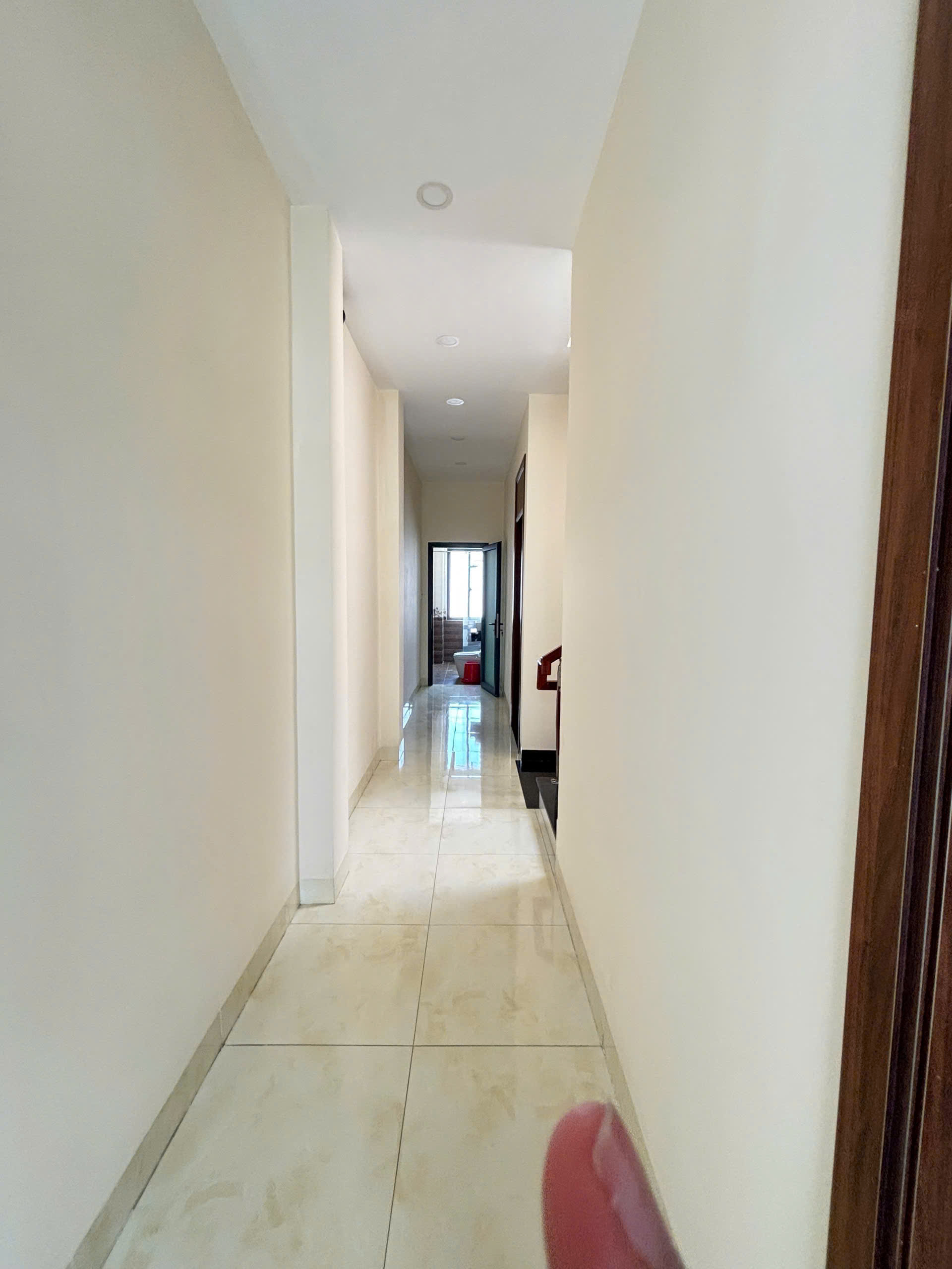 MORDEN 2-STORY HOUSE WITH ROOFTOP TERRACE FOR RENT IN NORTH NHA TRANG