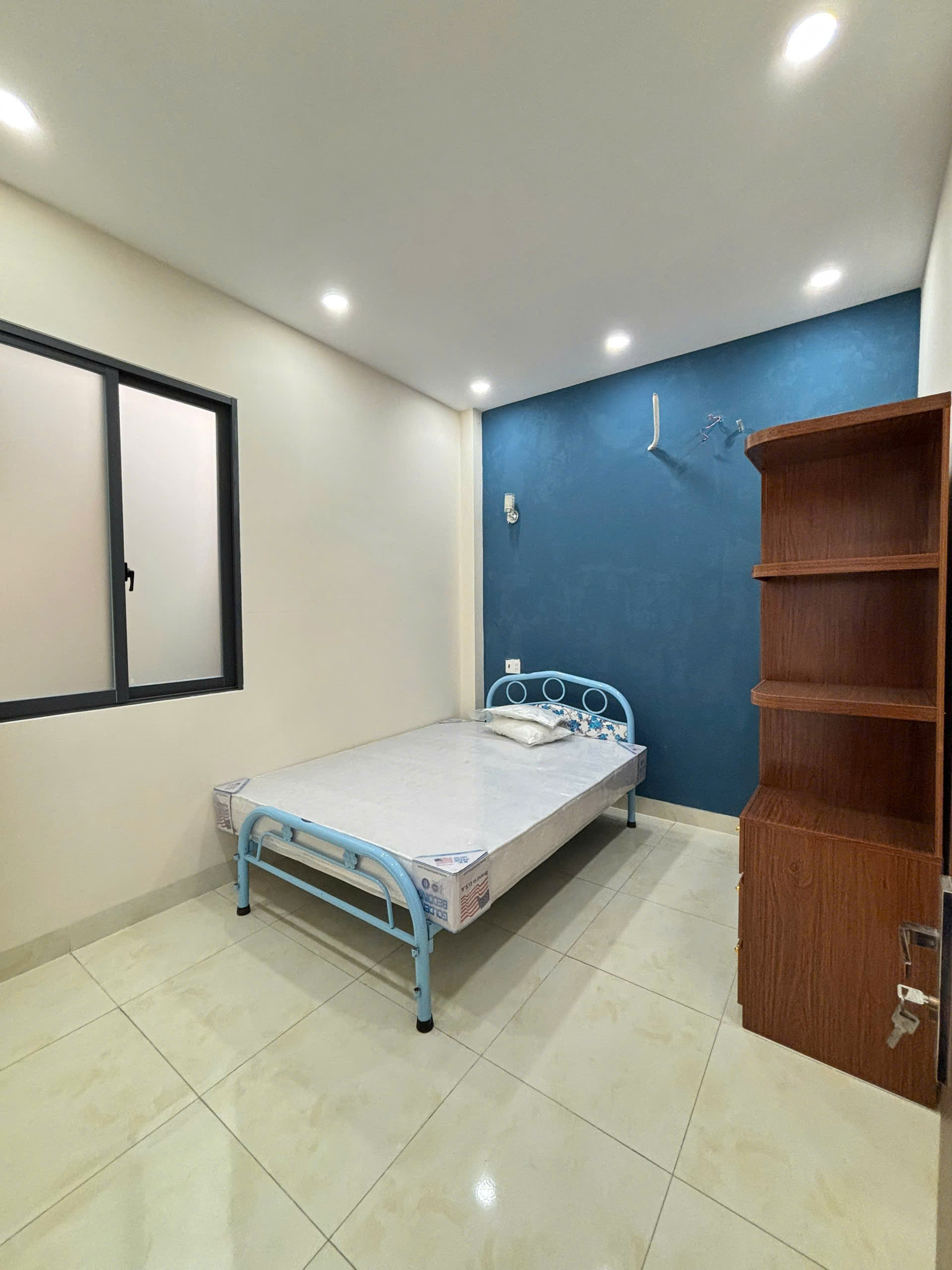 MORDEN 2-STORY HOUSE WITH ROOFTOP TERRACE FOR RENT IN NORTH NHA TRANG