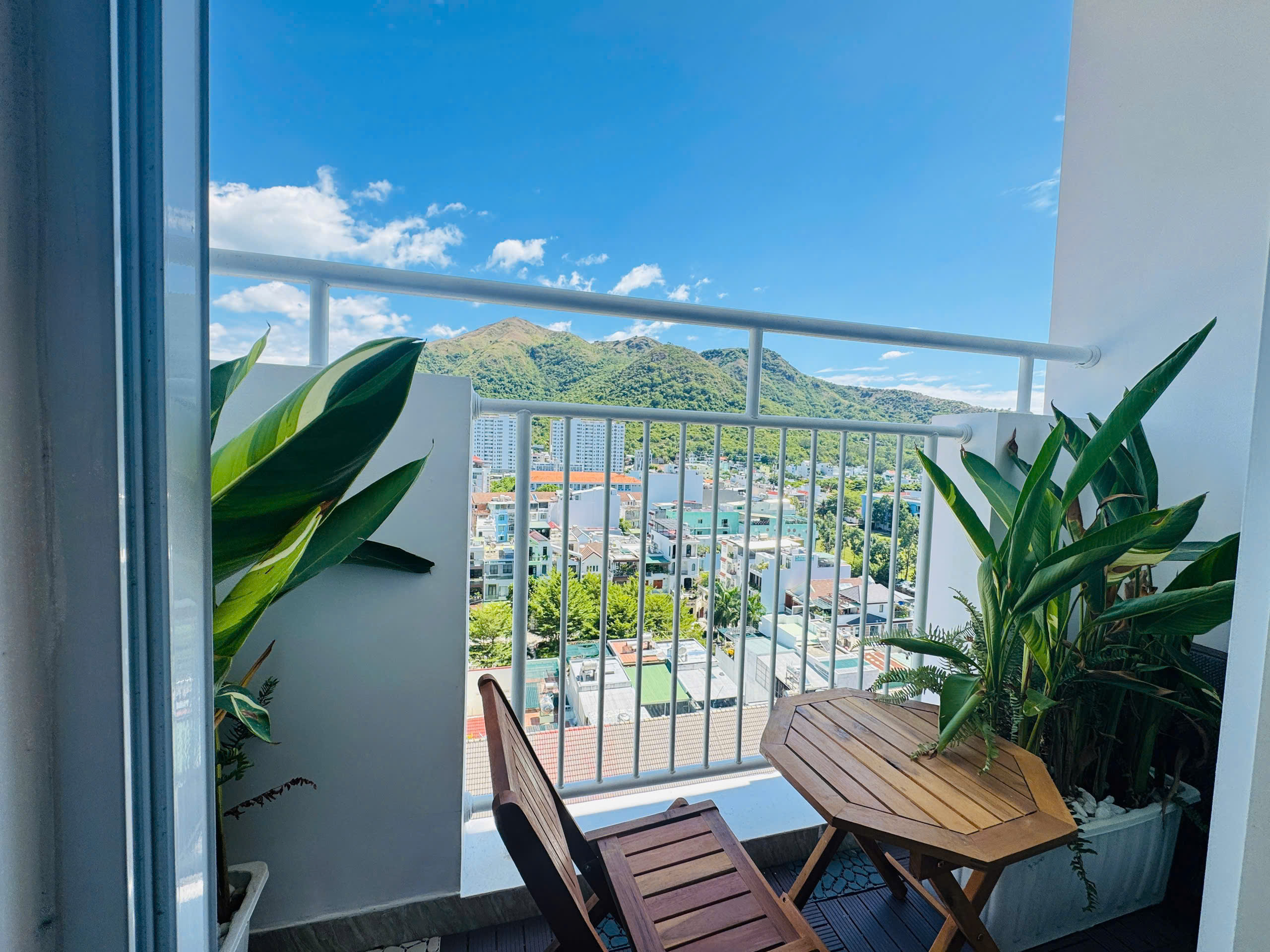 BÁN CĂN HỘ 2 PHÒNG NGỦ CHUNG CƯ HOÀNG QUÂN PHÍA BẮC NHA TRANG