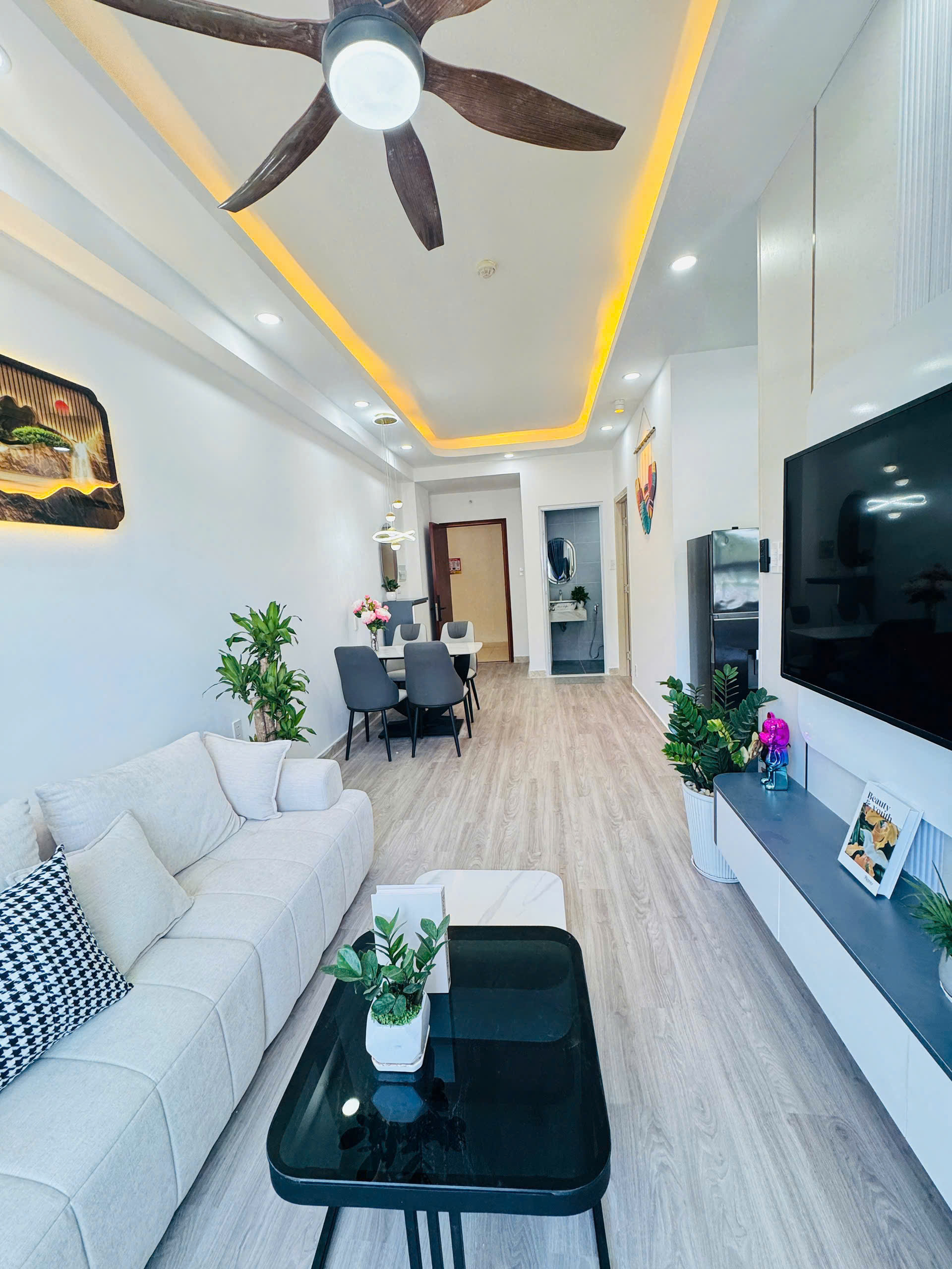 BÁN CĂN HỘ 2 PHÒNG NGỦ CHUNG CƯ HOÀNG QUÂN PHÍA BẮC NHA TRANG