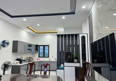 SPACIOUS GARDEN VILLA FOR RENT IN WEST NHA TRANG