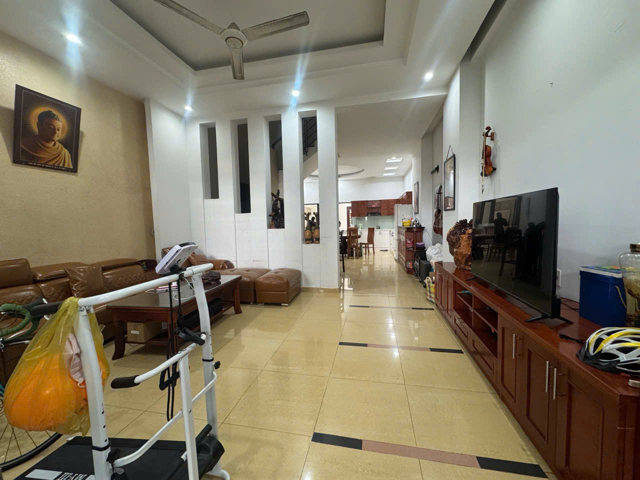 SPACIOUS HOUSE FOR RENT NEAR BA LANG BEACH NORTH NHA TRANG