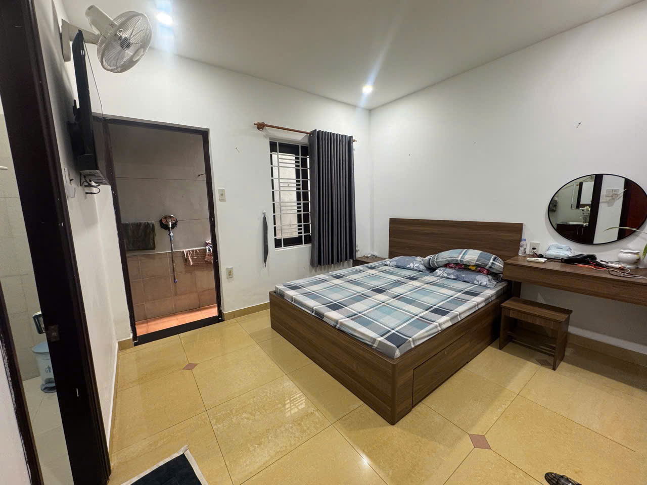 SPACIOUS HOUSE FOR RENT NEAR BA LANG BEACH NORTH NHA TRANG