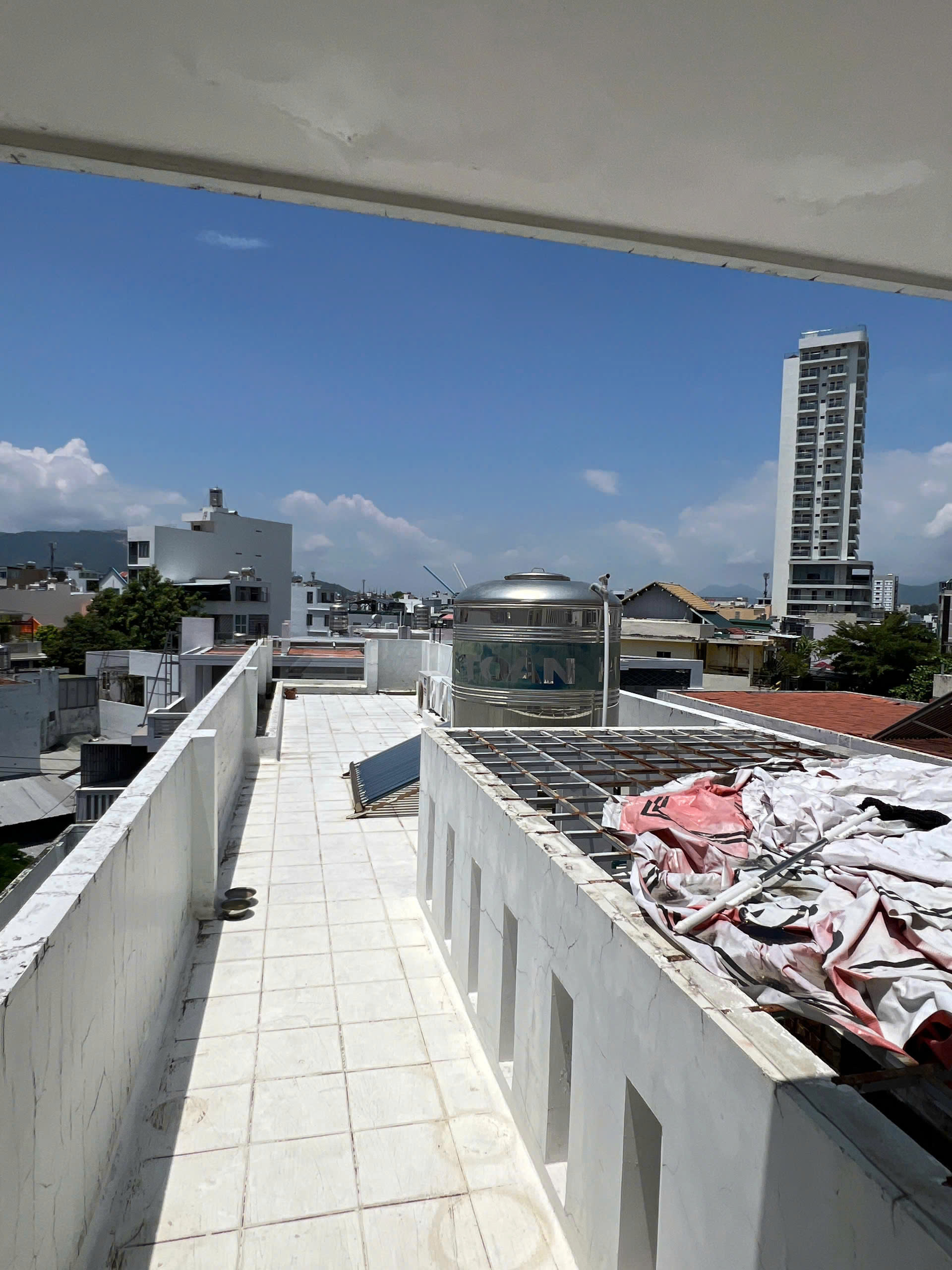 CHO THUÊ NHÀ NGUYÊN CĂN MẶT TIỀN ĐƯỜNG TÔ HIẾN THÀNH | TRUNG TÂM THÀNH PHỐ NHA TRANG