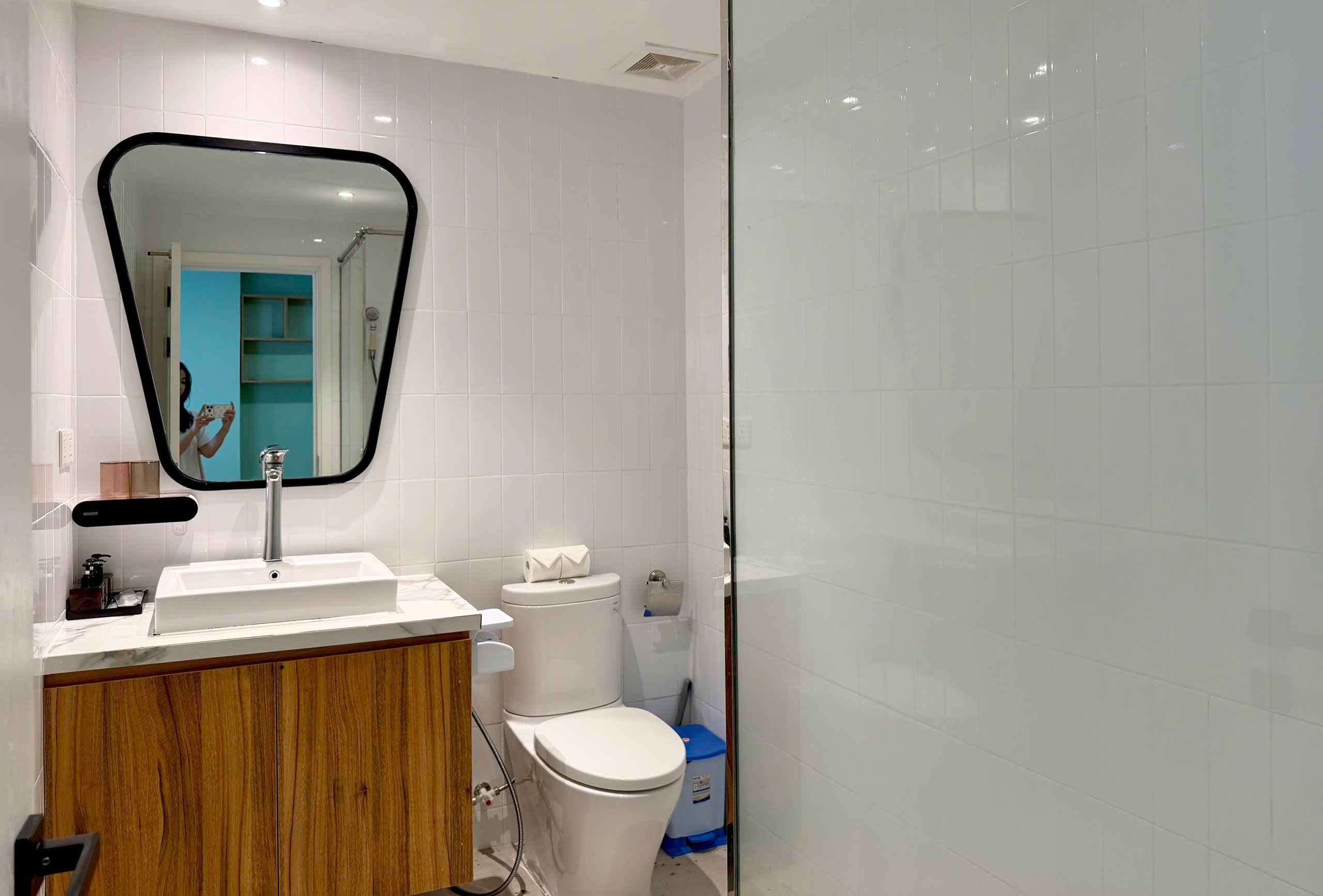 LUXURY 2 BEDROOMS SEA VIEW APARTMENT FOR RENT IN GOLD COAST NHA TRANG