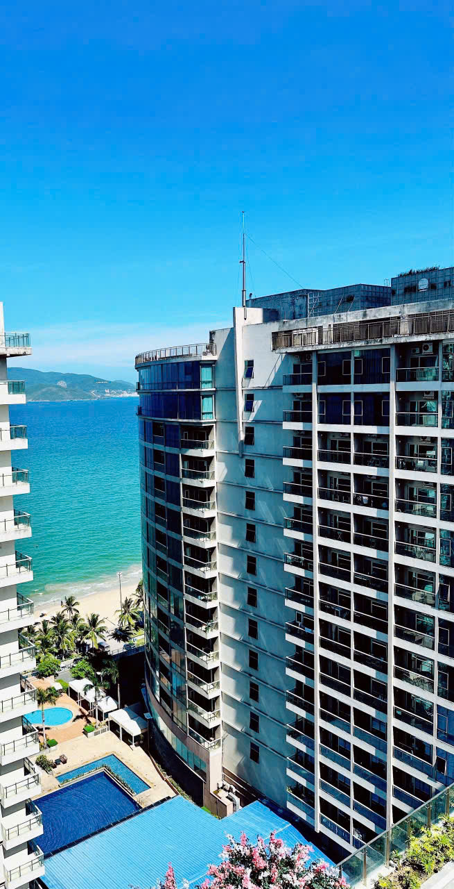 BEAUTIFUL STUDIO APARTMENT FOR RENT IN GOLD COAST NHA TRANG