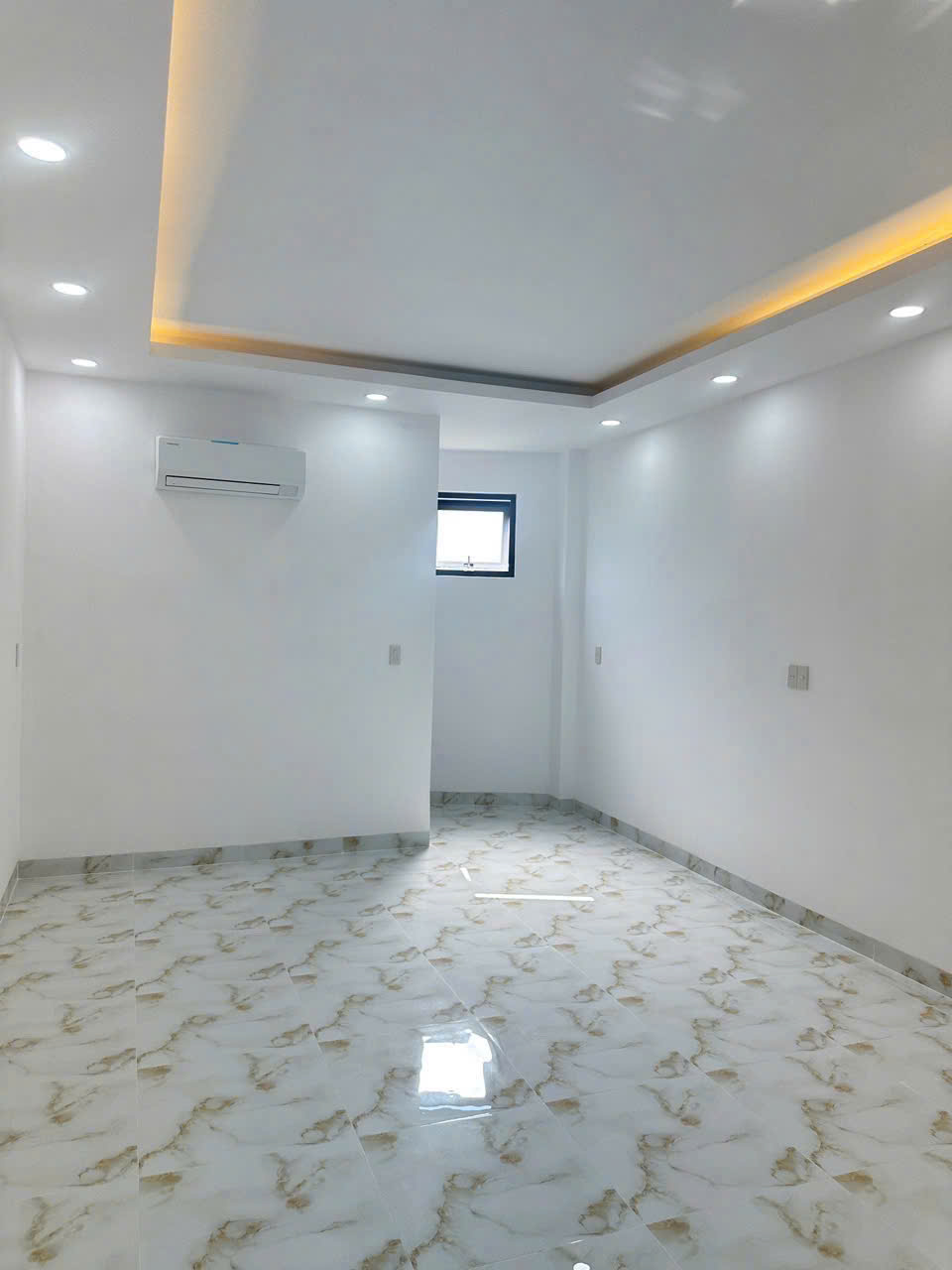 BRAND NEW 3-STORY TOWNHOUSE WITH CAR PARKING FOR RENT IN WEST NHA TRANG