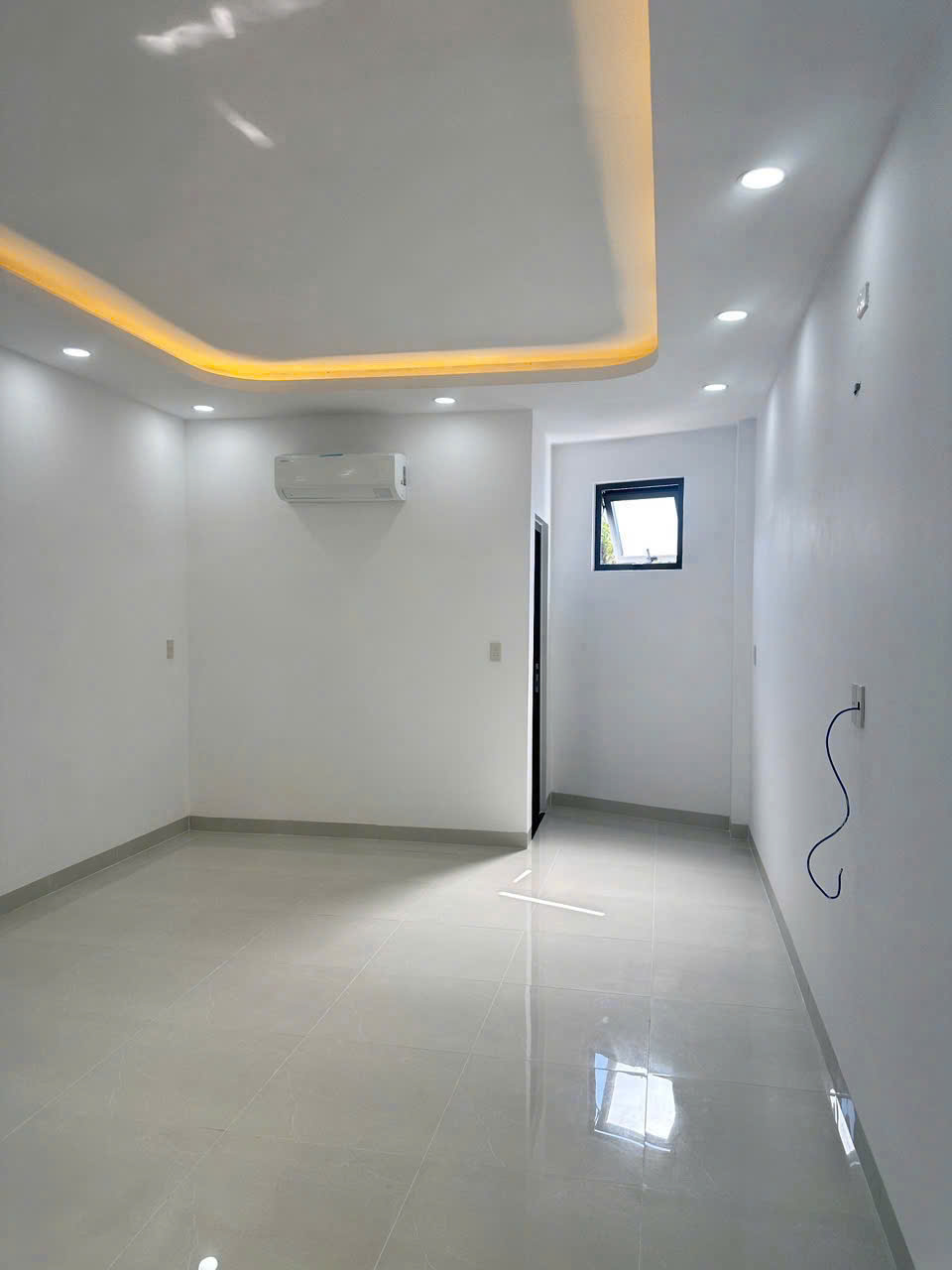 BRAND NEW 3-STORY TOWNHOUSE WITH CAR PARKING FOR RENT IN WEST NHA TRANG