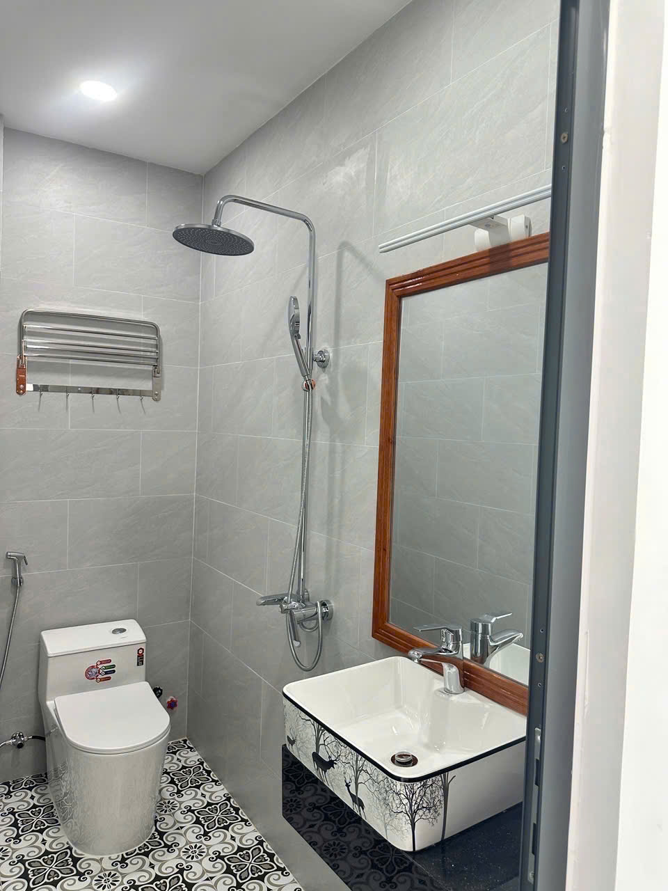 BRAND NEW 3-STORY TOWNHOUSE WITH CAR PARKING FOR RENT IN WEST NHA TRANG